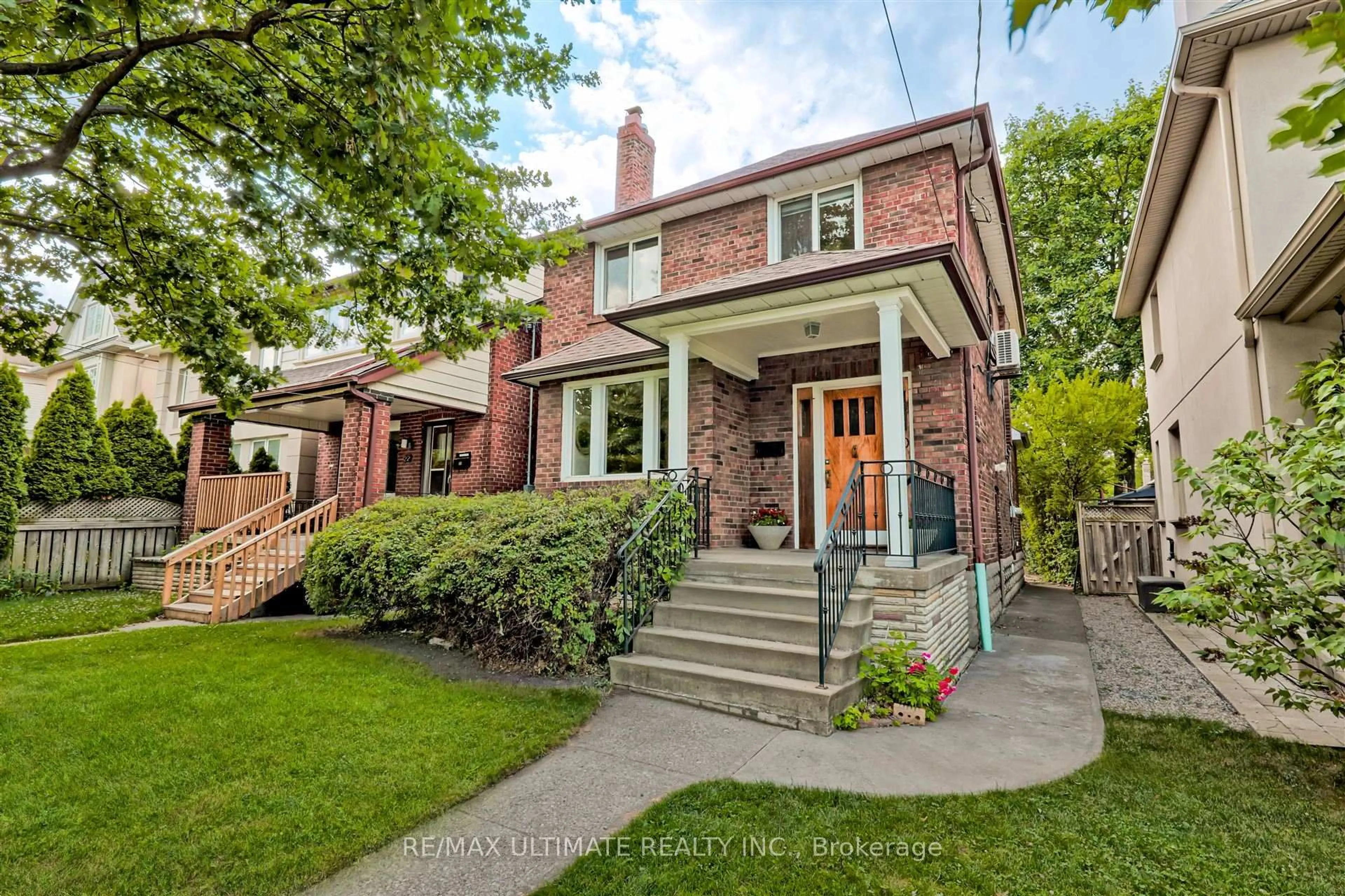 Home with brick exterior material, street for 20 Woburn Ave, Toronto Ontario M5M 1K6