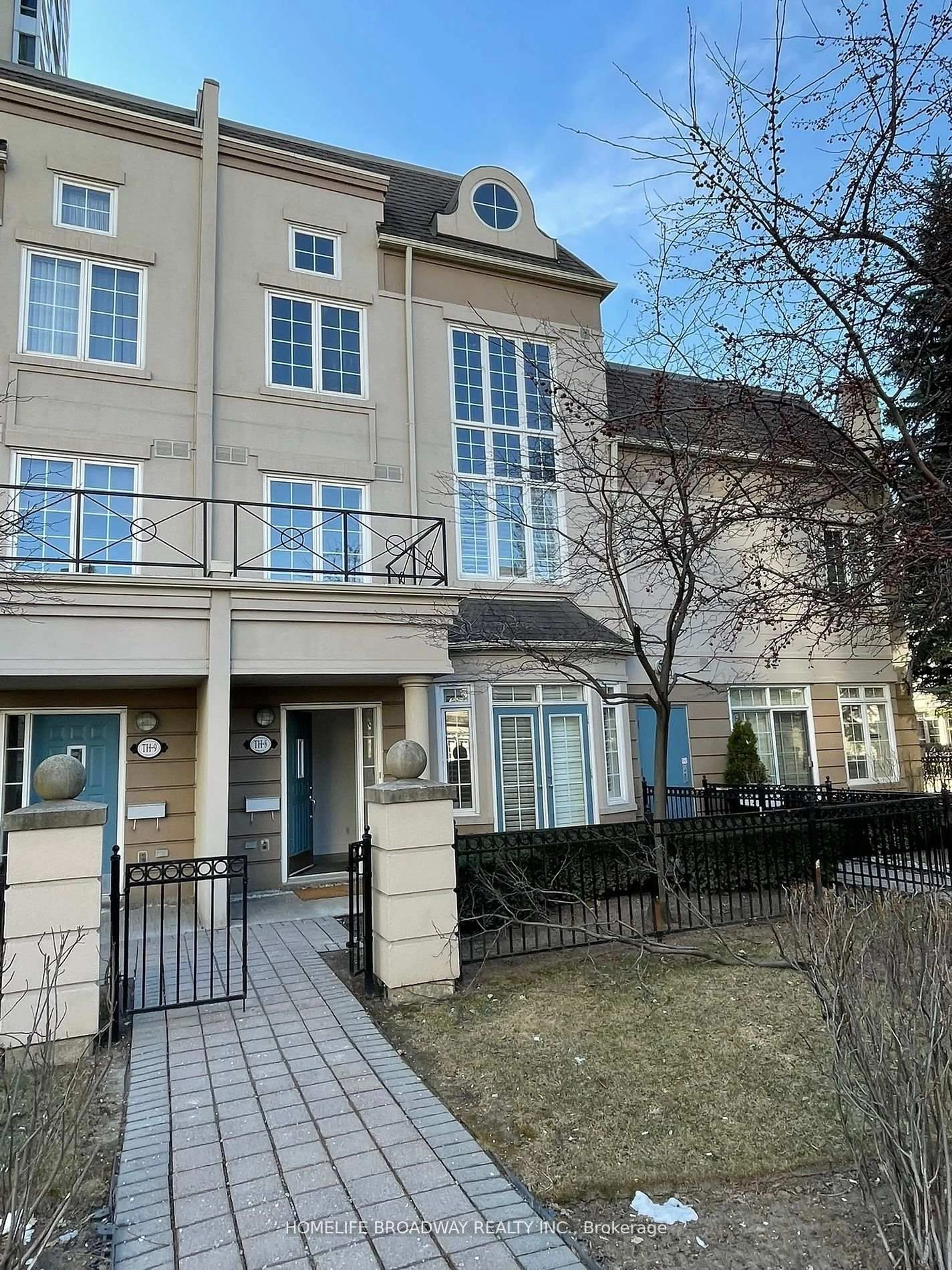A pic from outside/outdoor area/front of a property/back of a property/a pic from drone, street for 1 Rean Dr #8, Toronto Ontario M2K 3C1