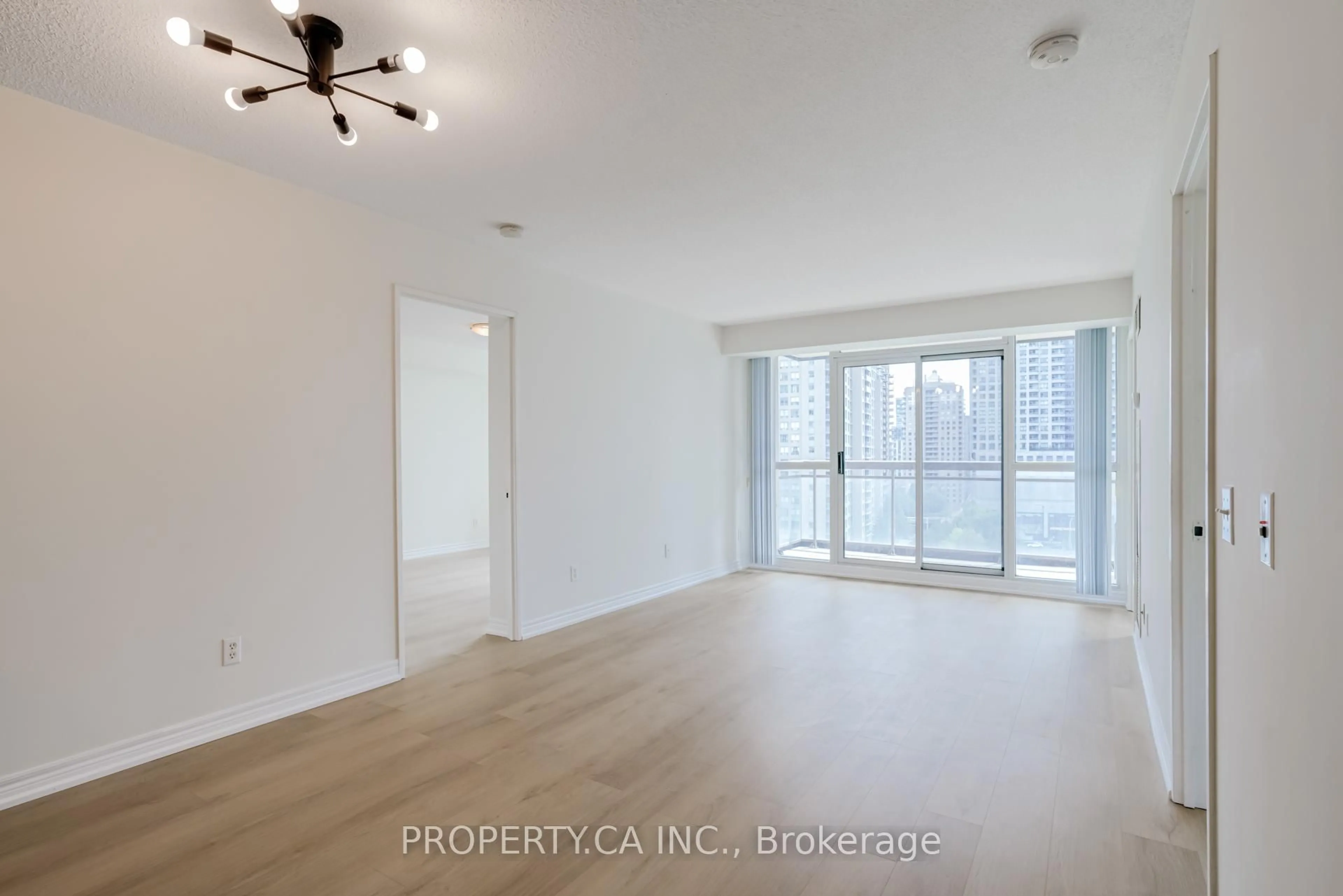 A pic of a room for 18 Parkview Ave #1008, Toronto Ontario M2N 7H7