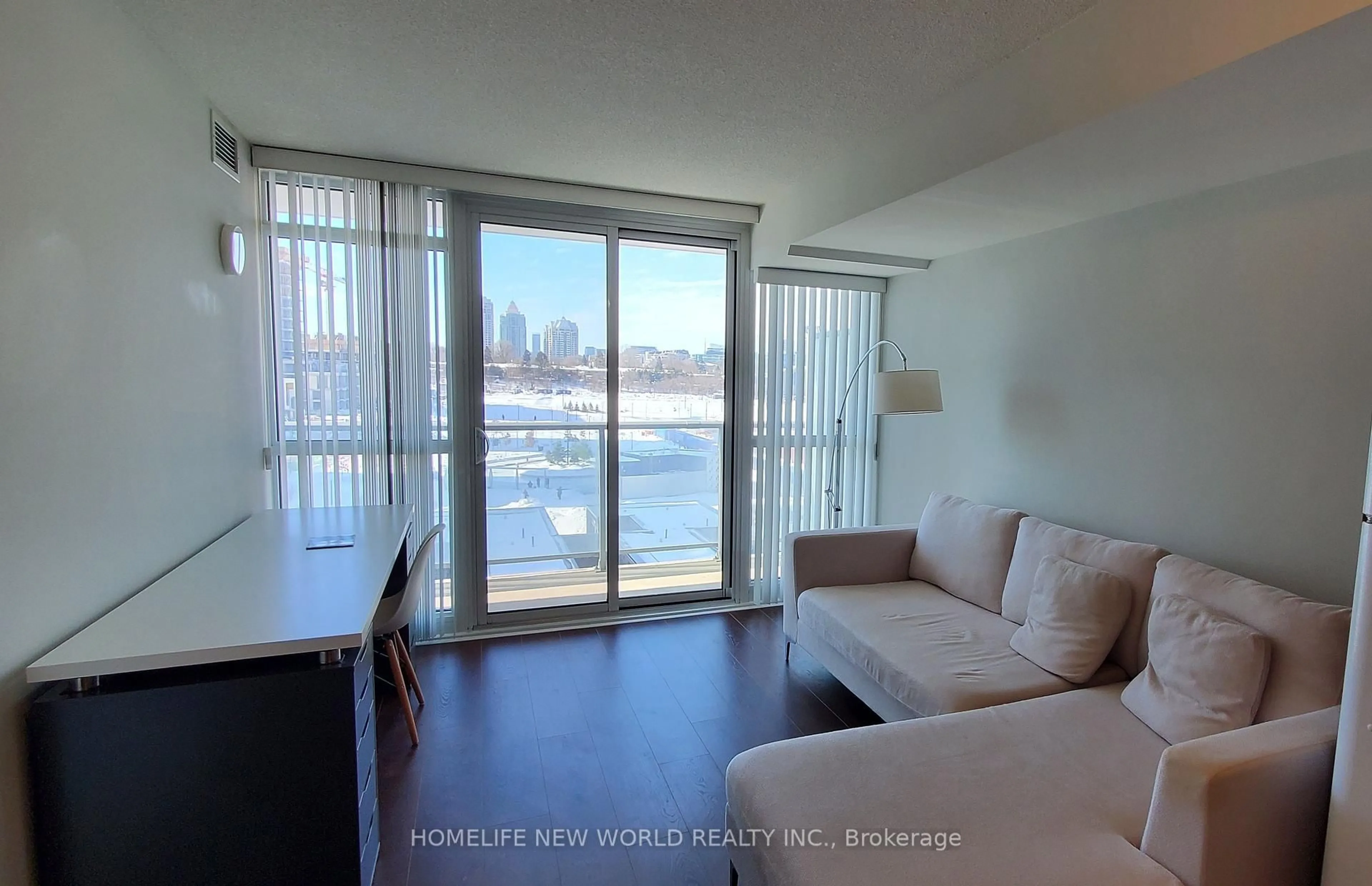 A pic of a room for 121 Mcmahon Dr #811, Toronto Ontario M2K 0C2