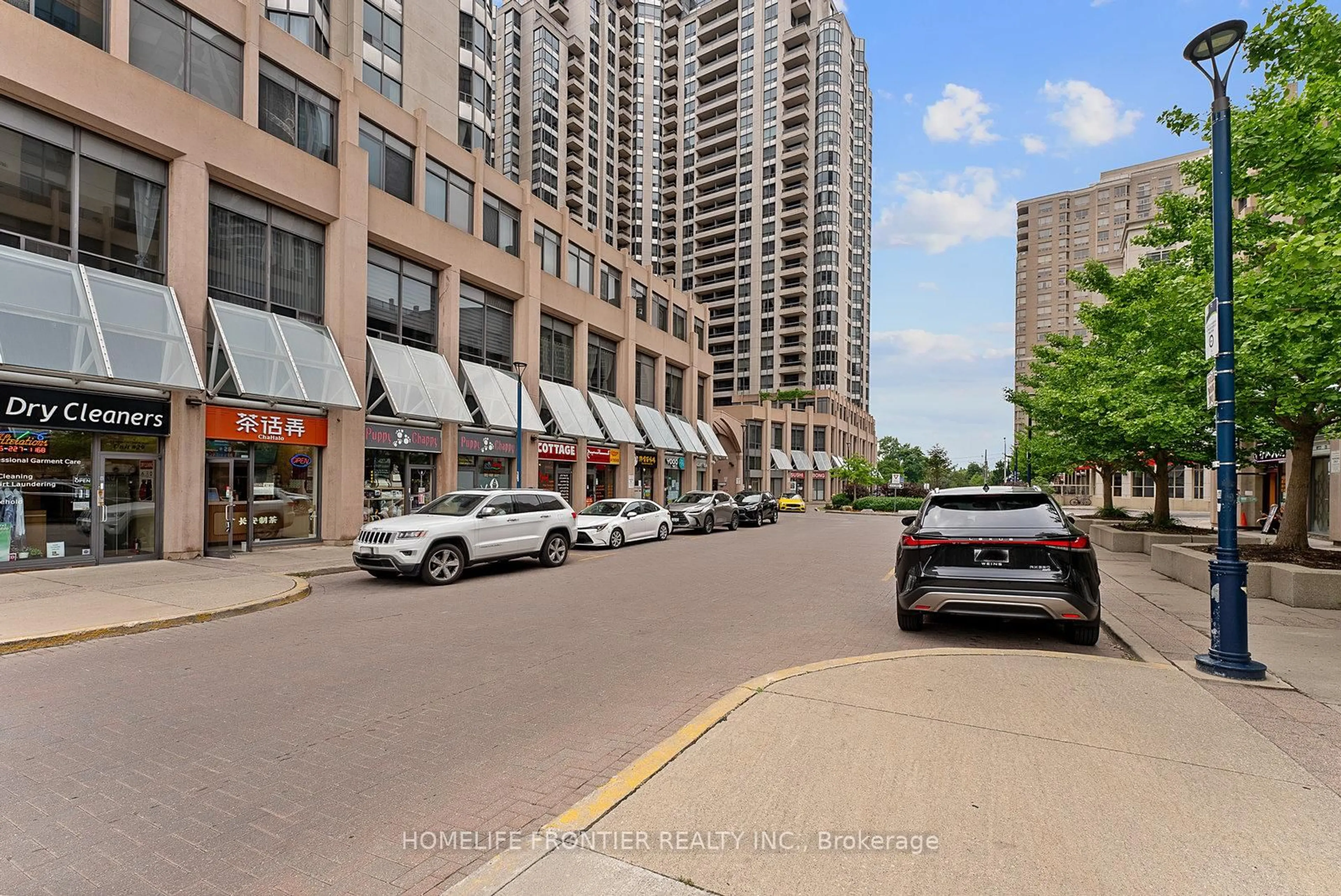 Patio, street for 5 Northtown Way #311, Toronto Ontario M2N 7A1