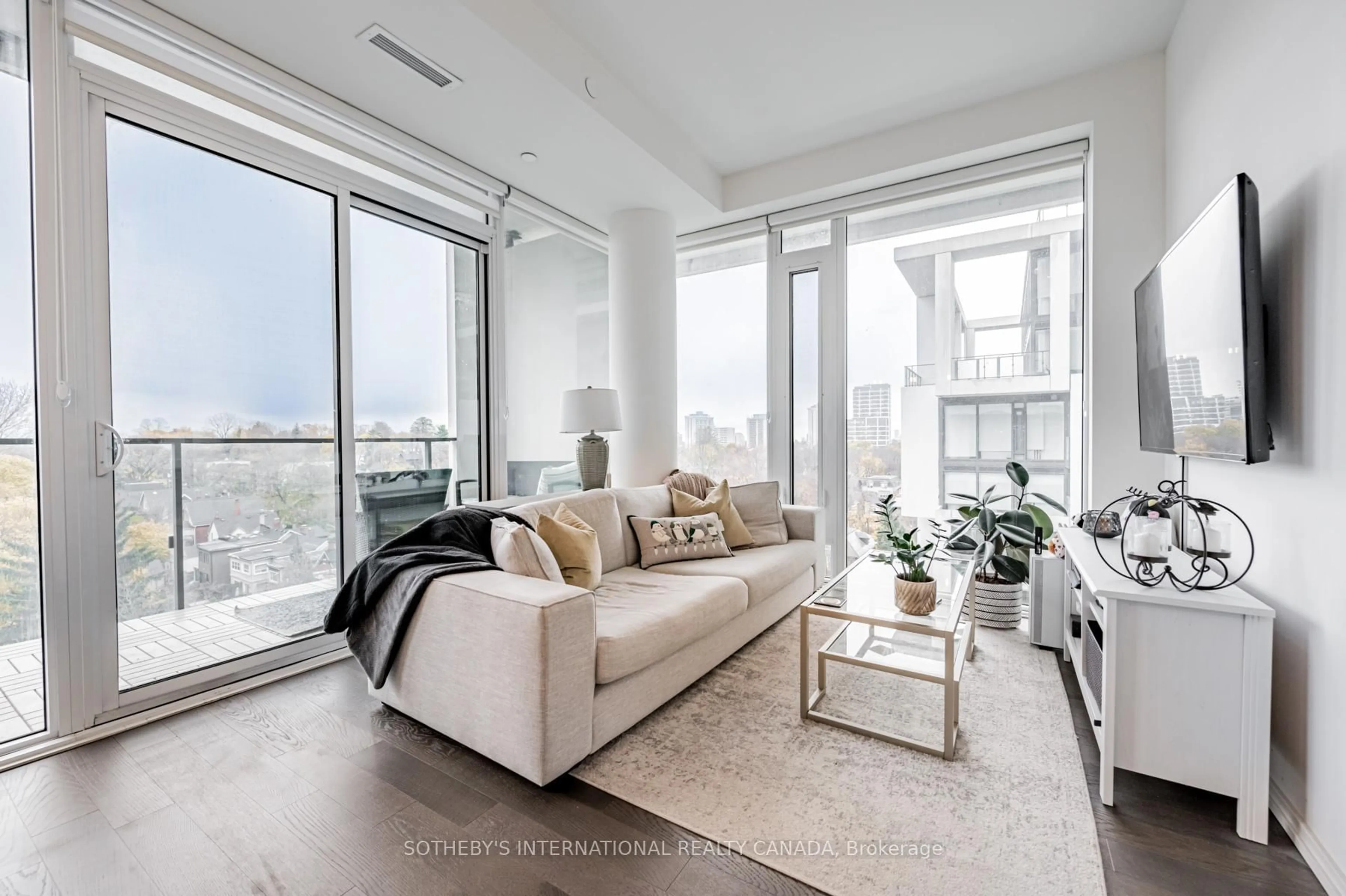 Living room with furniture, unknown for 5 Soudan Ave #905, Toronto Ontario M4S 0B1