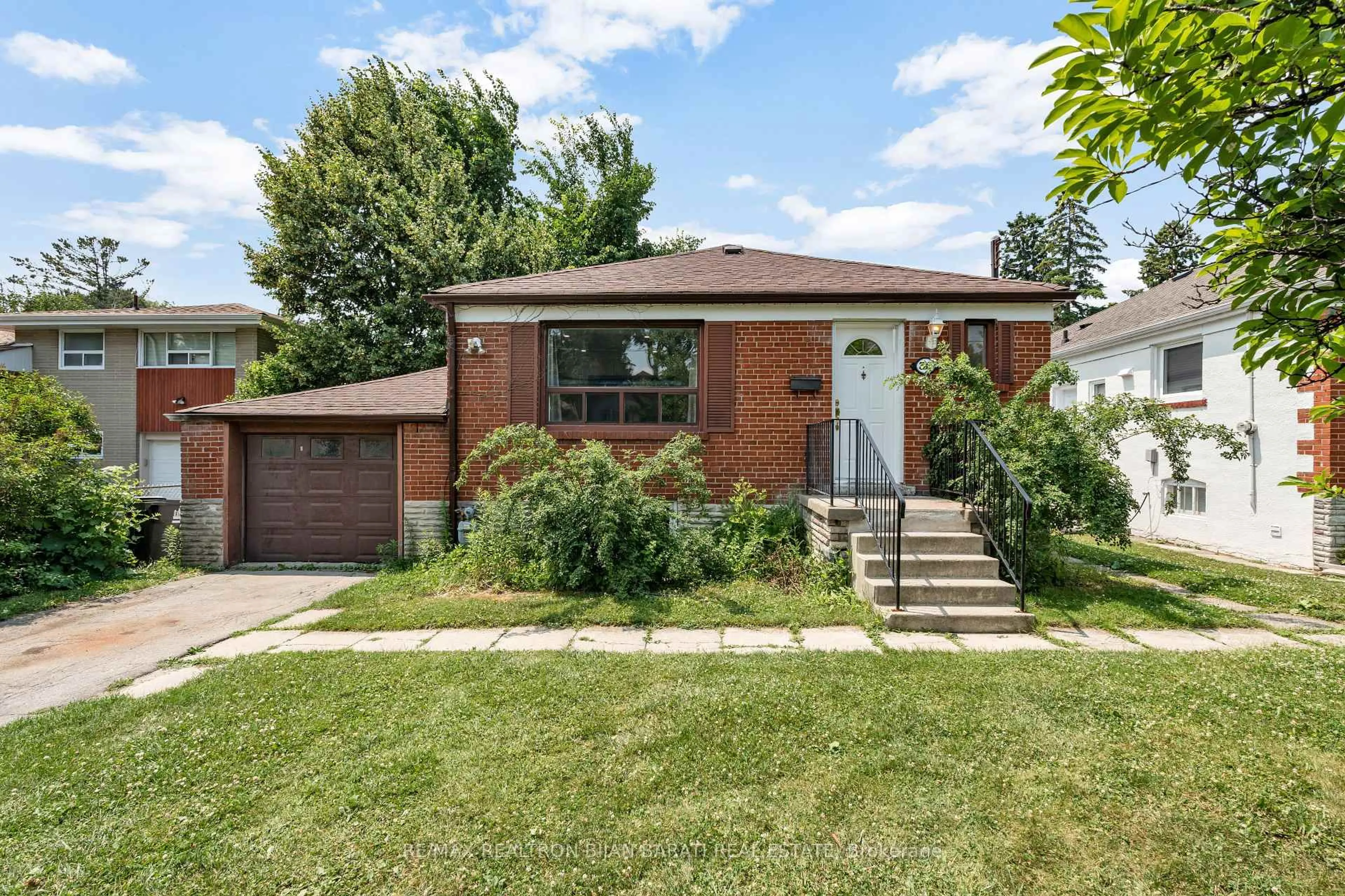 Home with brick exterior material, street for 36 Cobden St, Toronto Ontario M2R 1S2