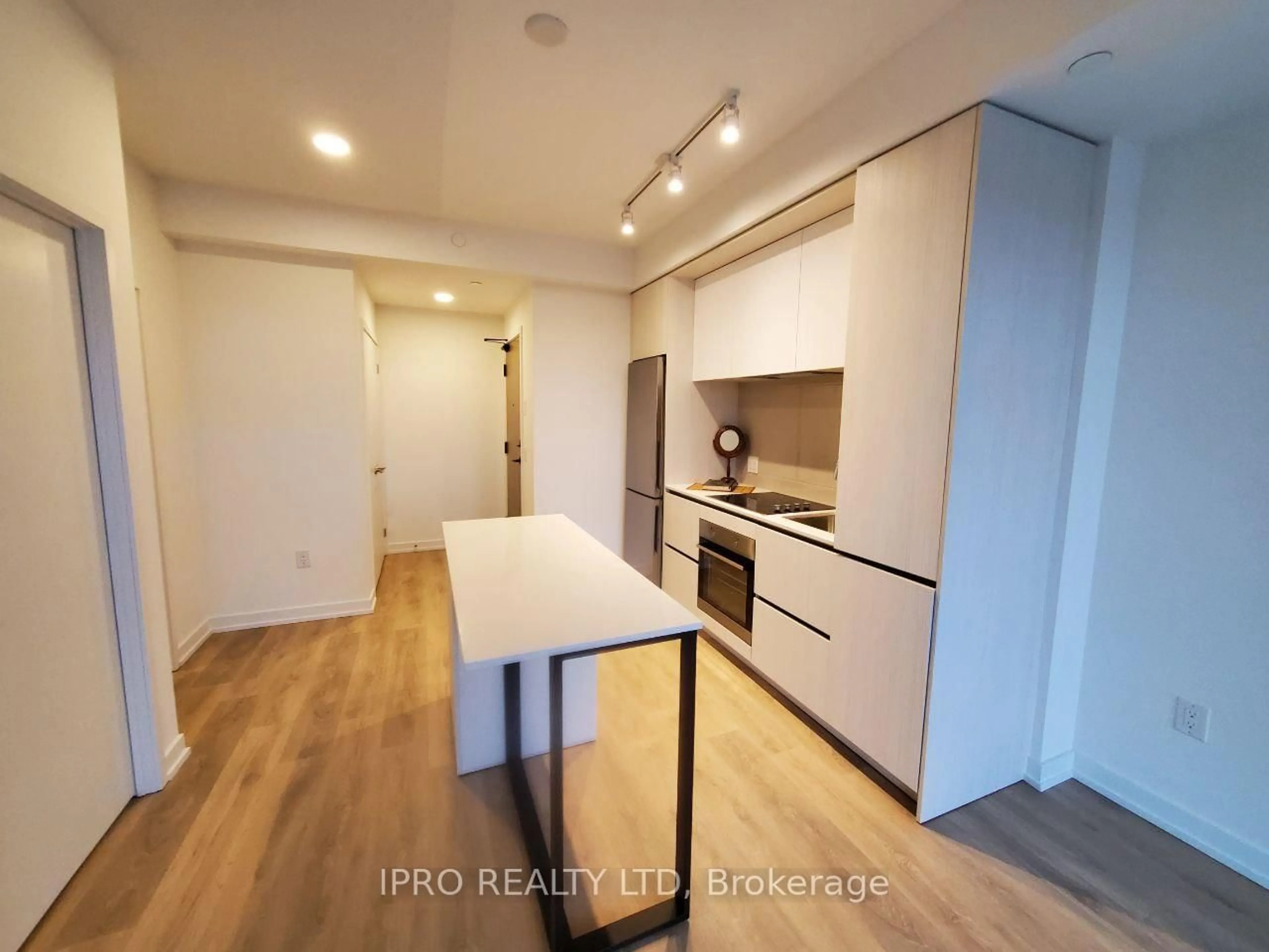 Unknown for 225 Sumach St #610, Toronto Ontario M5A 3K3