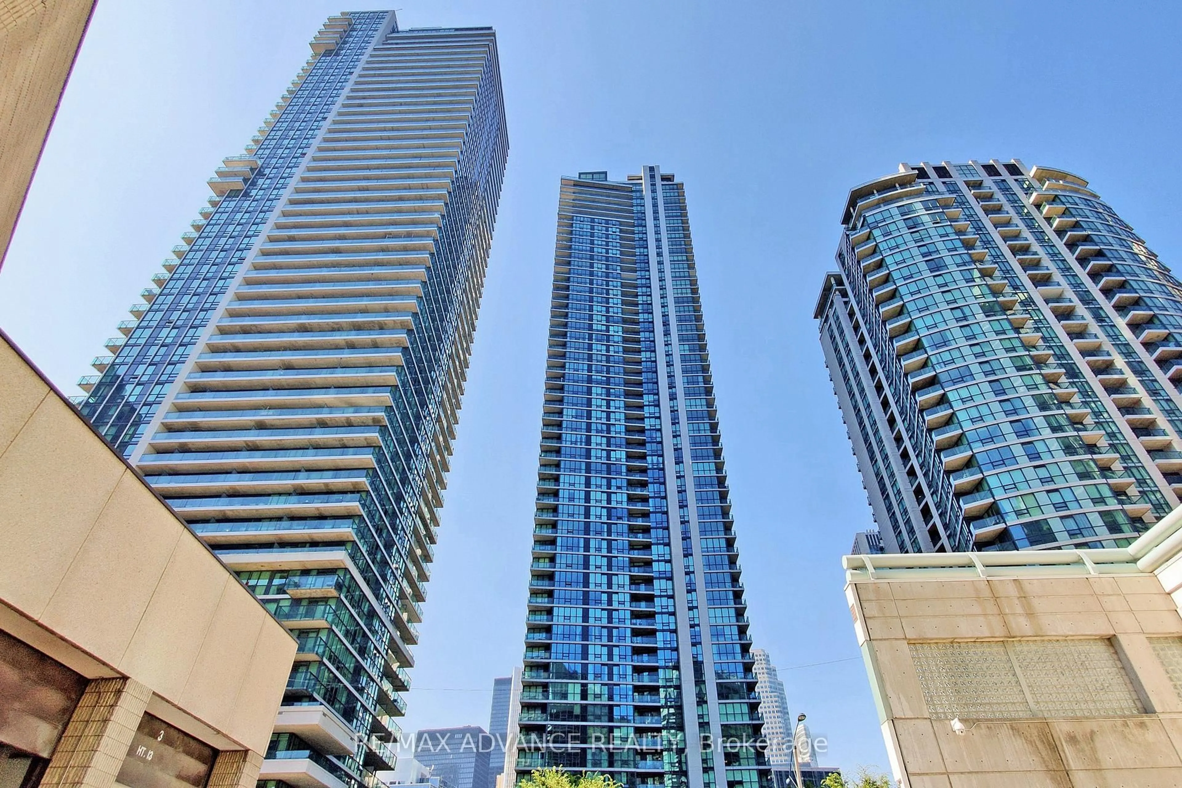 Unknown for 33 Bay St #4713, Toronto Ontario M5J 2Z3