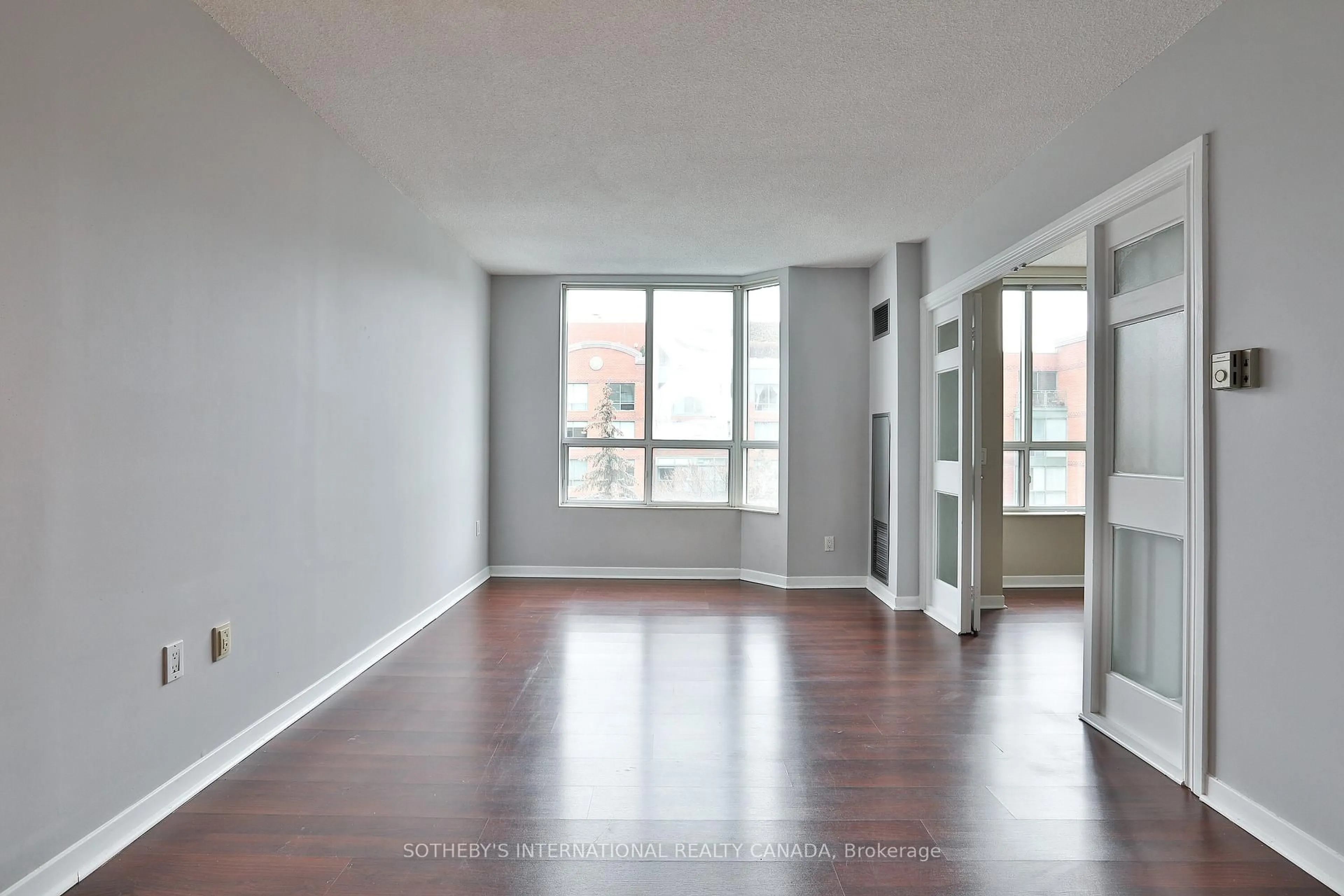 A pic of a room for 284 Bloor St #704, Toronto Ontario M5S 3B8