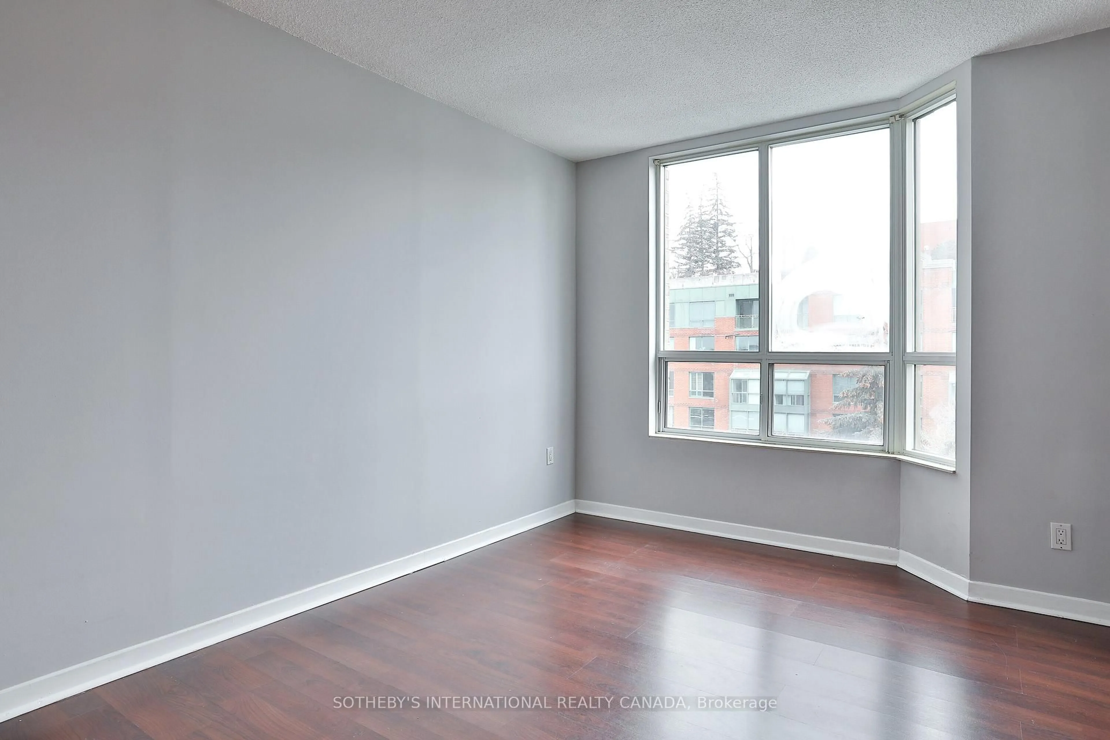 A pic of a room for 284 Bloor St #704, Toronto Ontario M5S 3B8