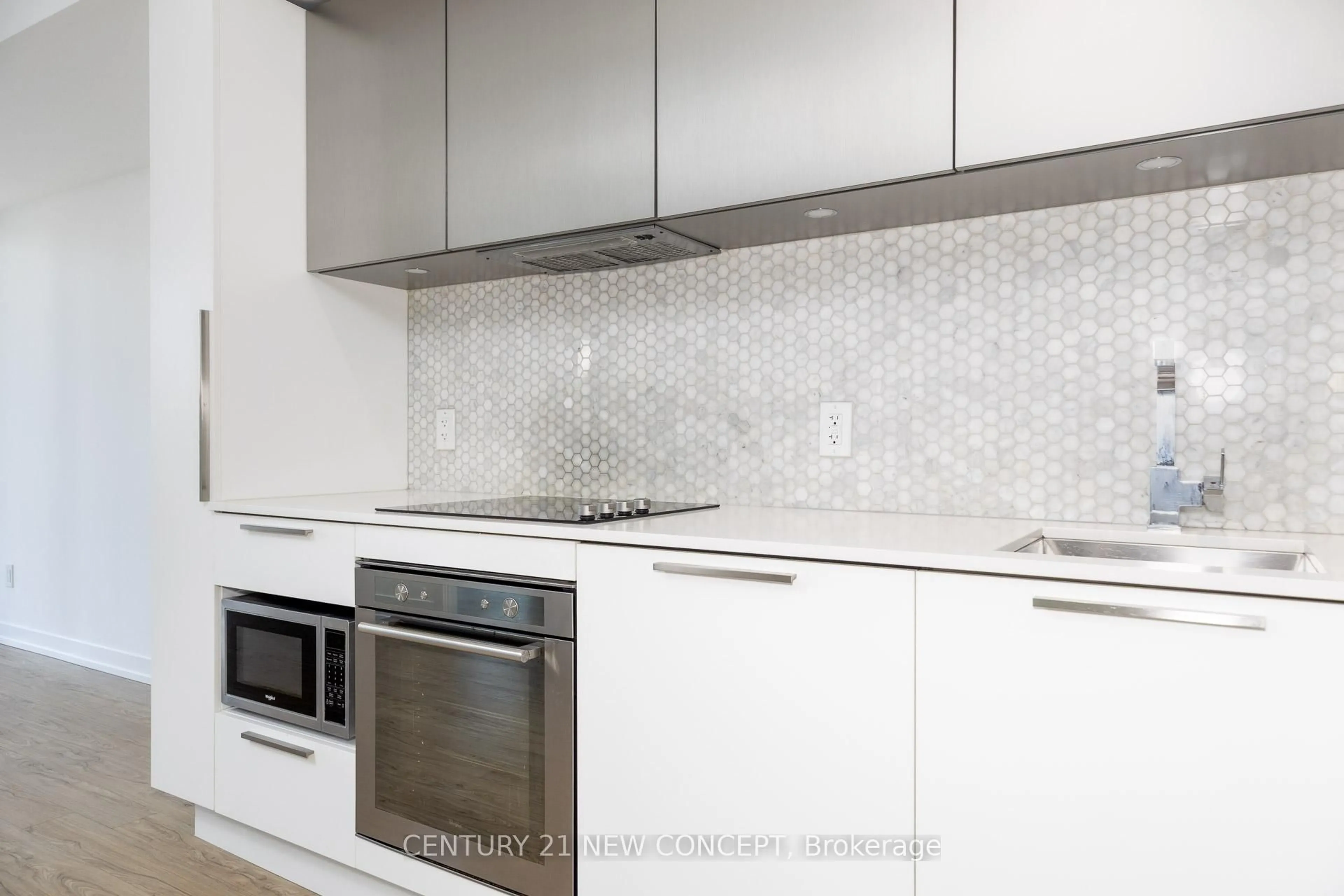 Standard kitchen, ceramic/tile floor for 85 Wood St #1601, Toronto Ontario M4Y 0E8