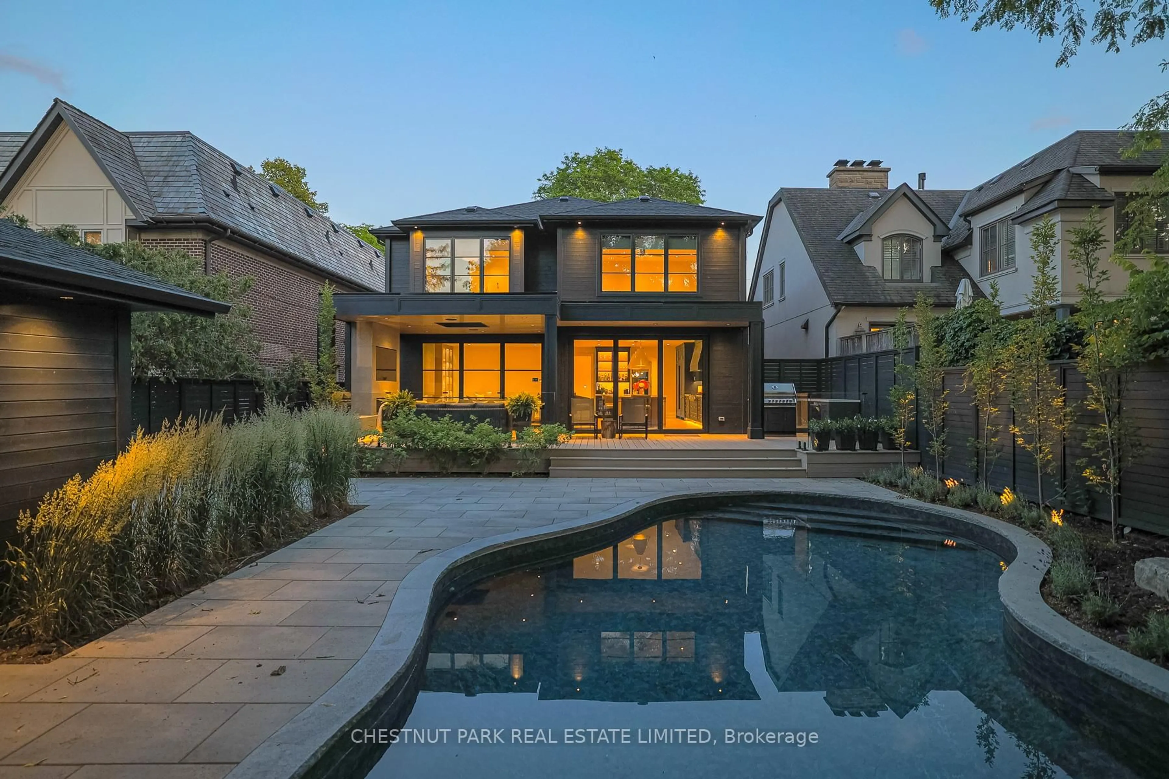 Home with brick exterior material, street for 142 Buckingham Ave, Toronto Ontario M4N 1R6