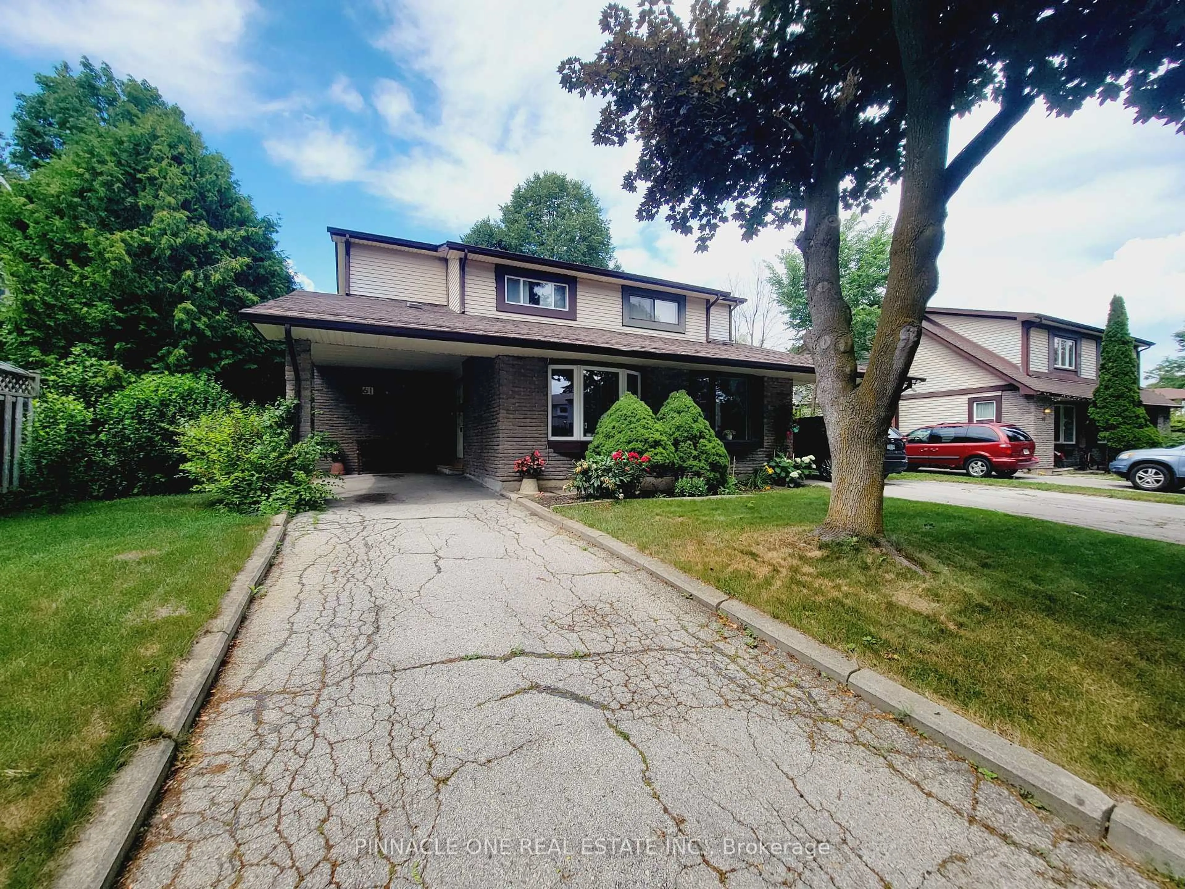 Unknown for 61 Applegate Cres, Toronto Ontario M2H 2R5