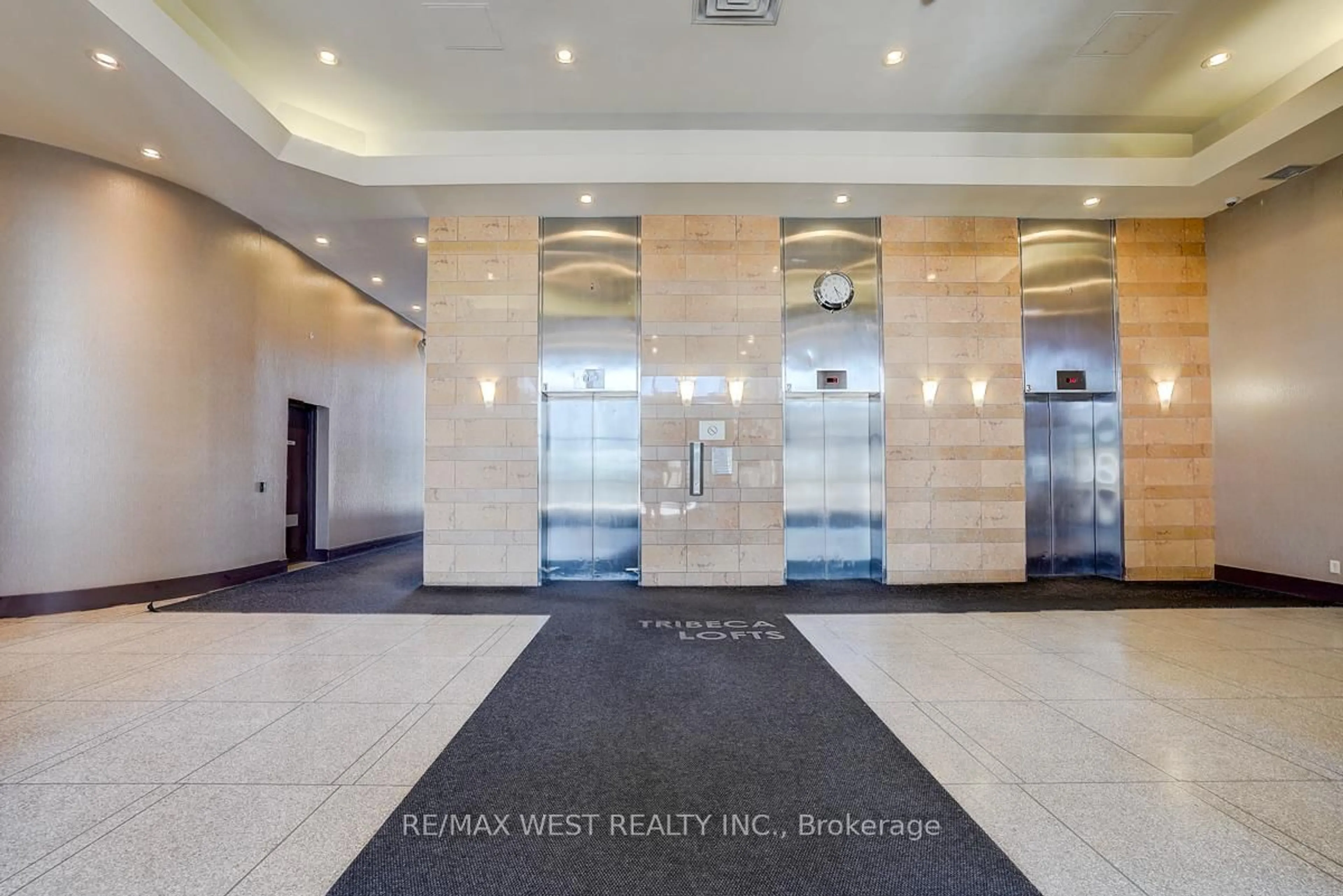 Lobby for 797 Don Mills Rd #1001, Toronto Ontario M3C 1V1