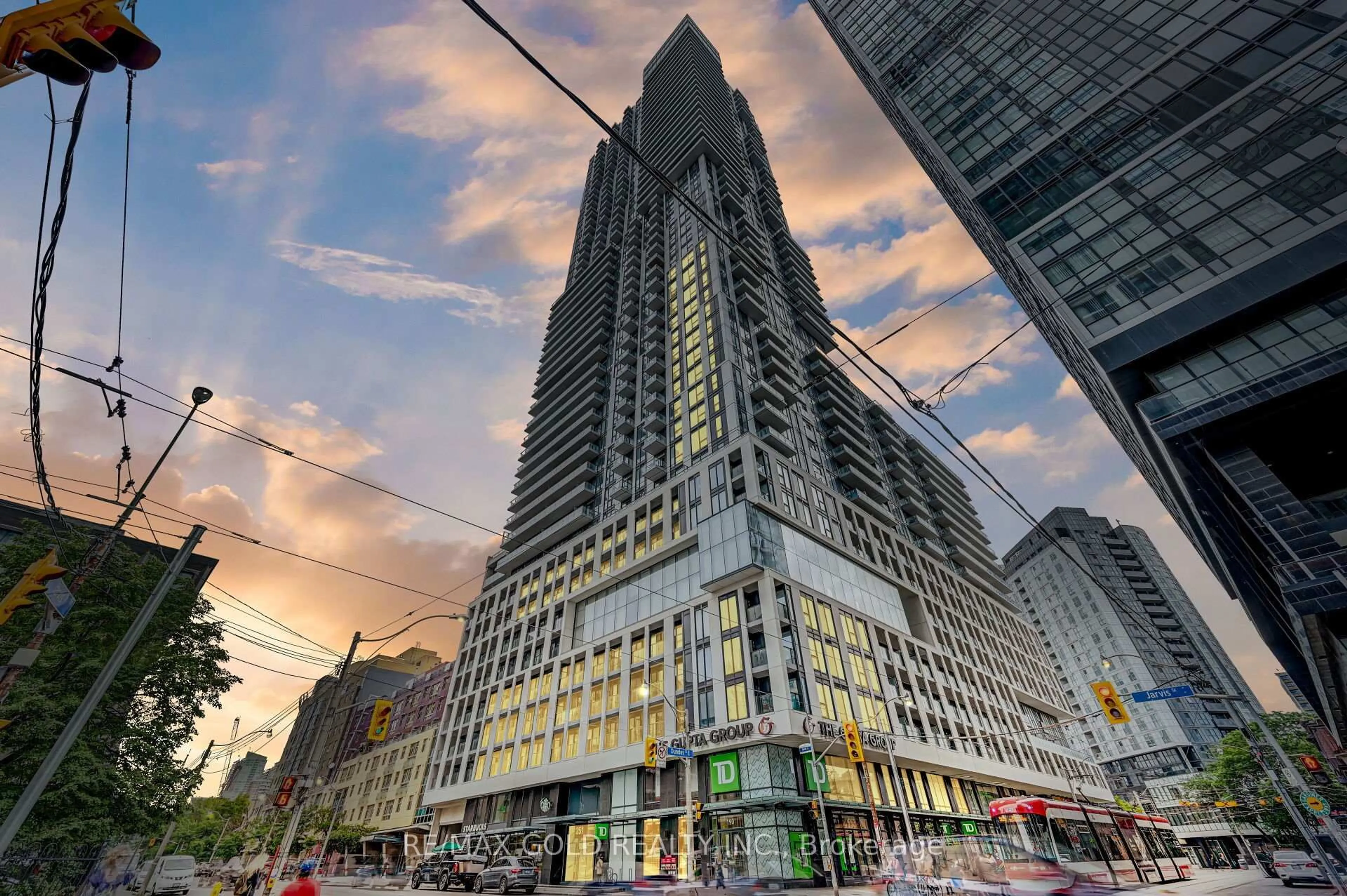 A pic of a room for 251 Jarvis St #1116, Toronto Ontario M5B 0C3
