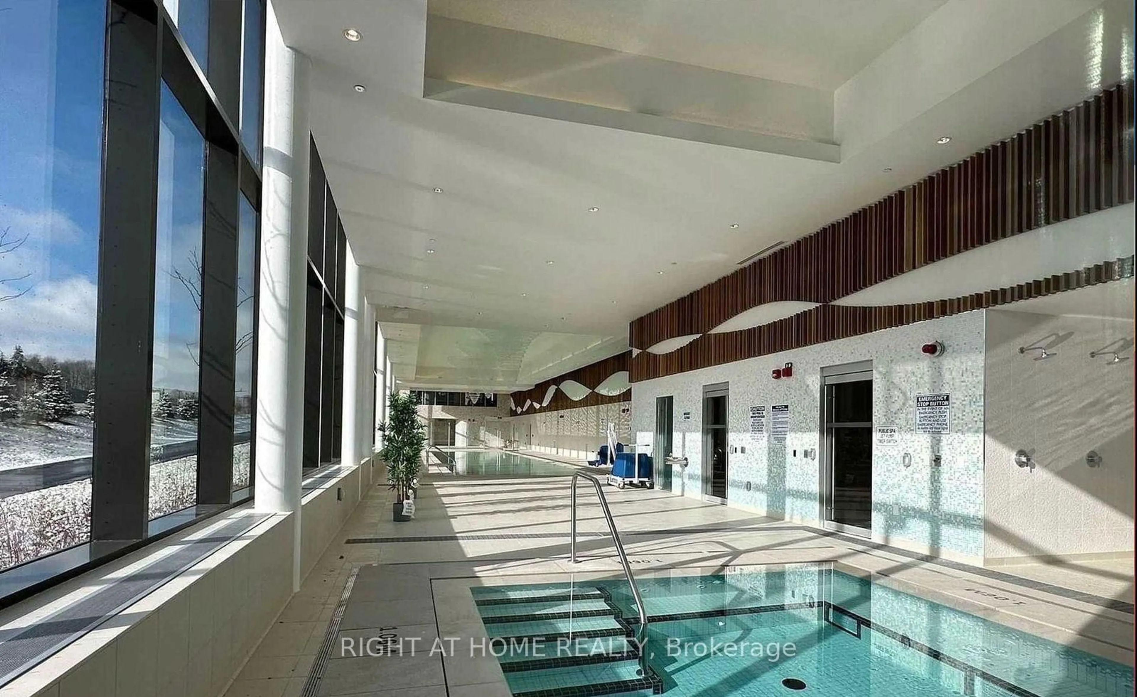 Pool for 25 McMahon Dr #606, Toronto Ontario M2K 0J1