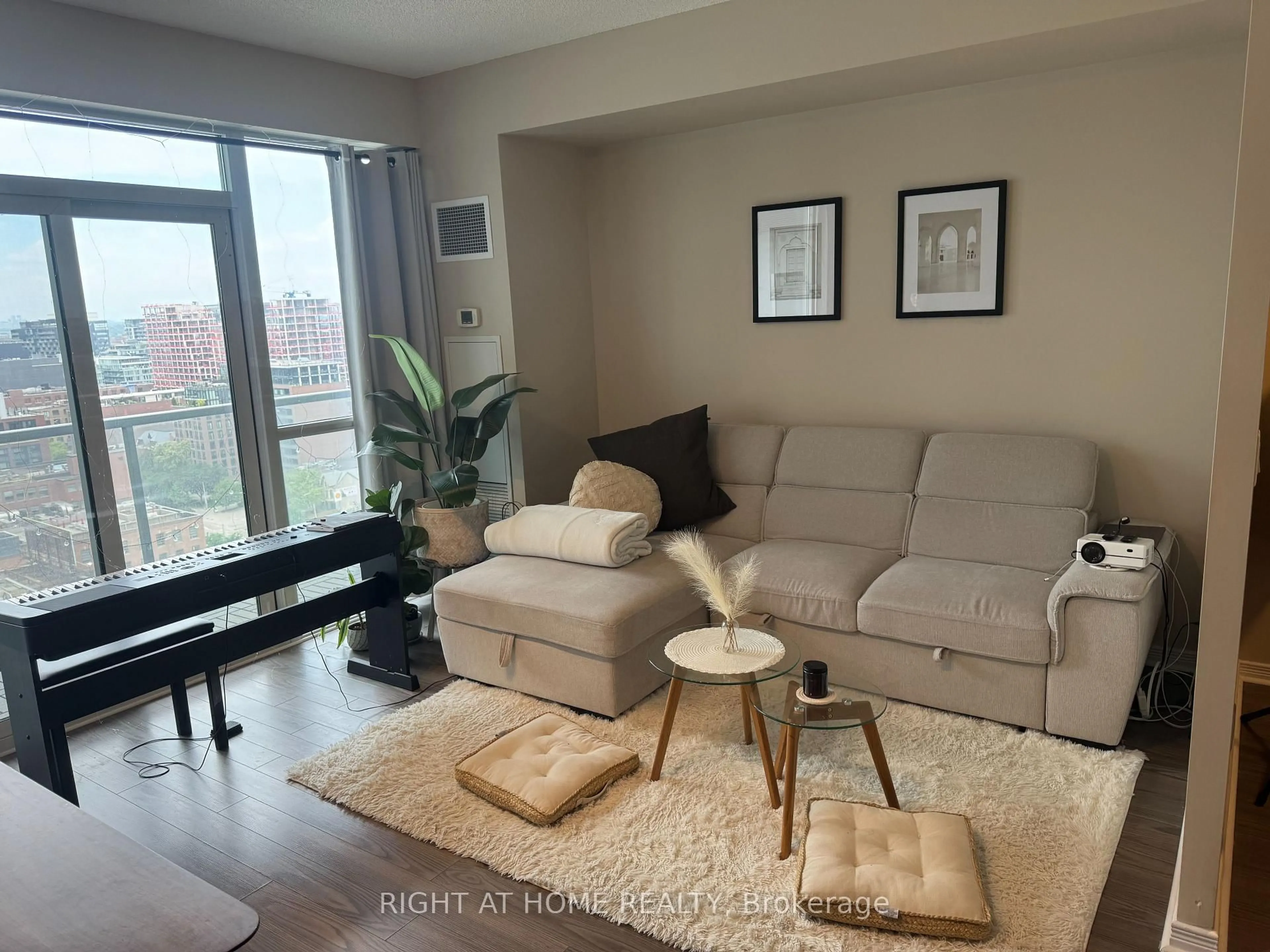 Living room with furniture, unknown for 352 Front St #1812, Toronto Ontario M5V 0K3