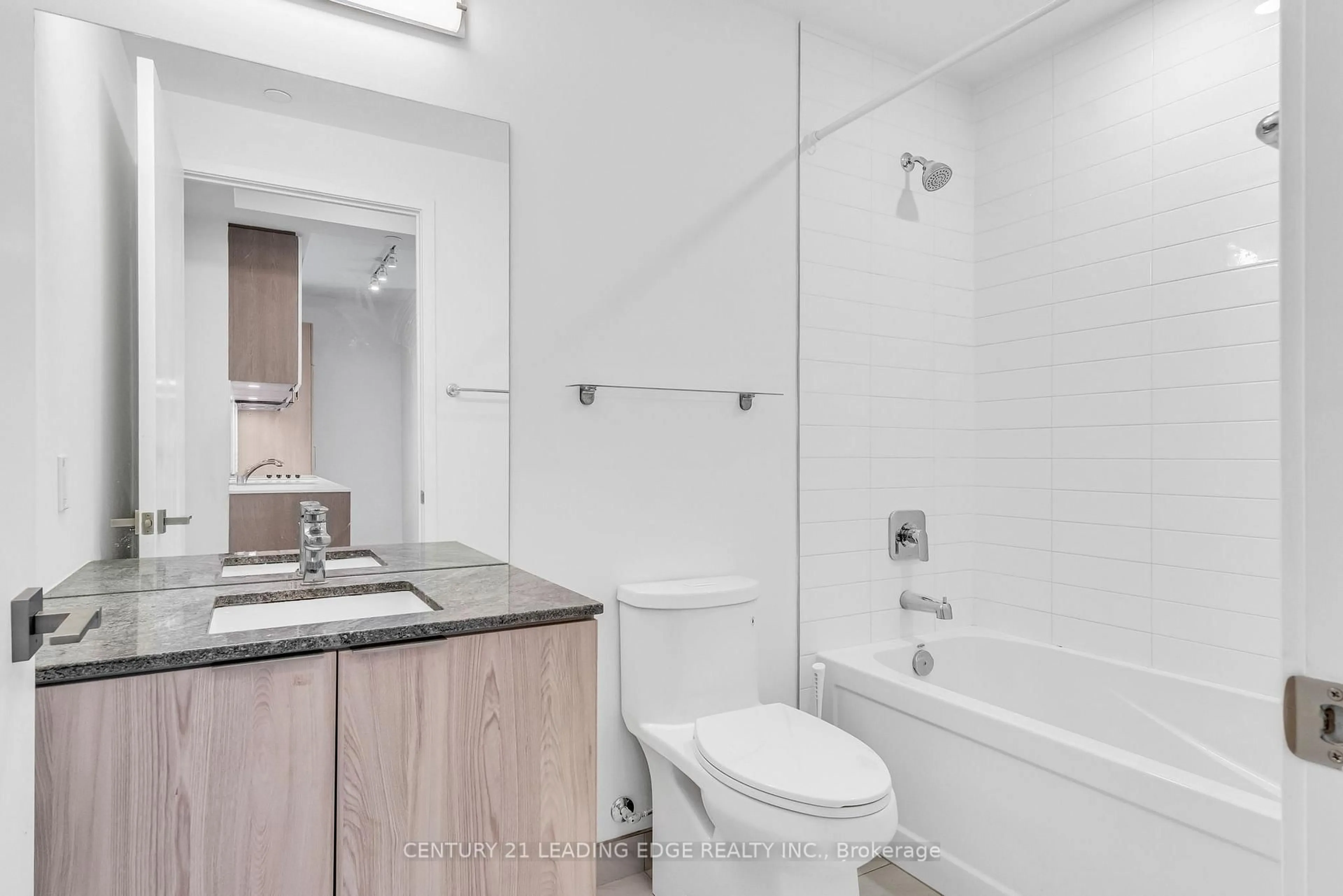 Standard bathroom, unknown for 50 Ordnance St #1512, Toronto Ontario M6K 0C9