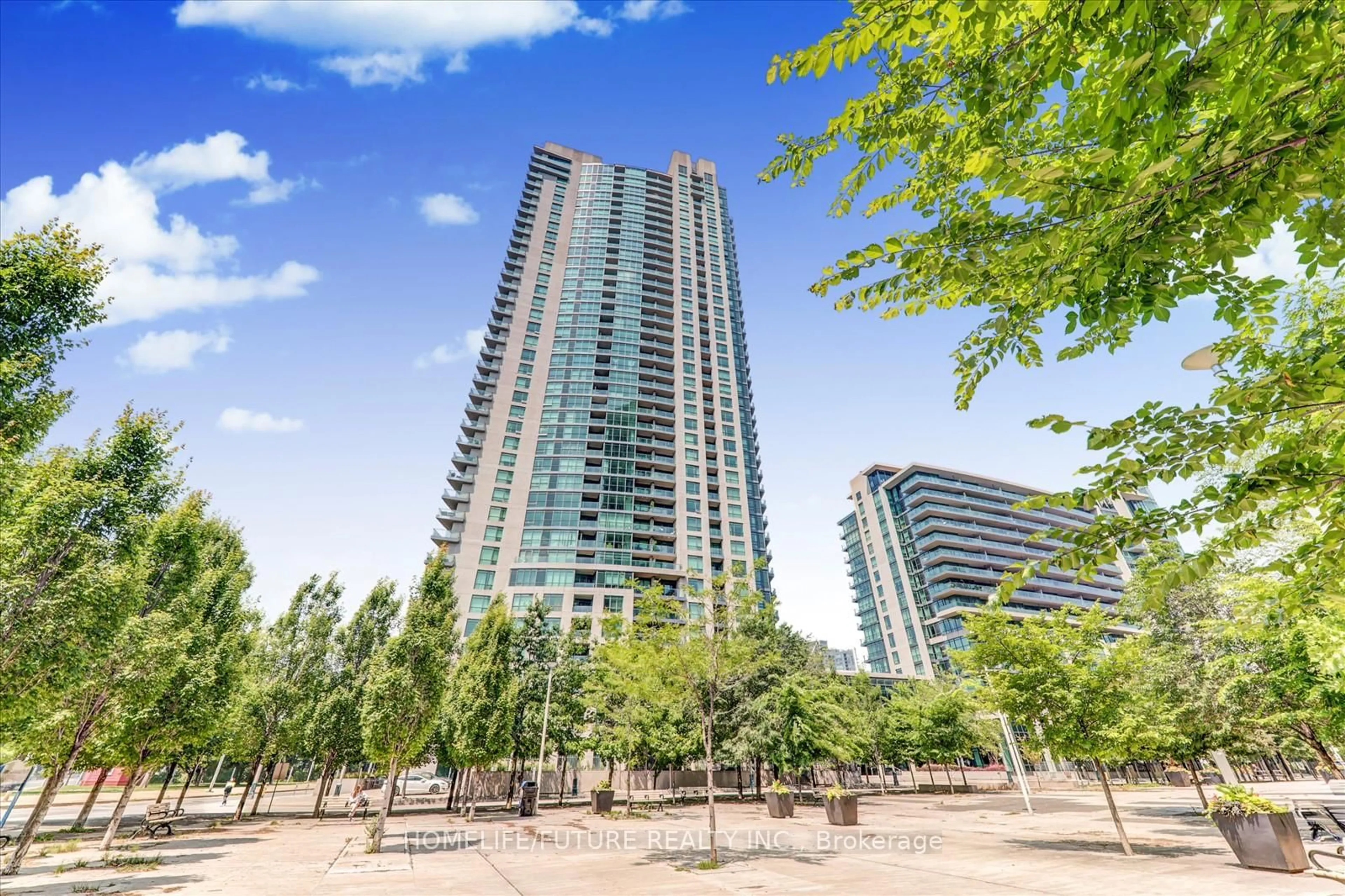 Patio, unknown for 215 Fort York Blvd #1011, Toronto Ontario M5V 4A2