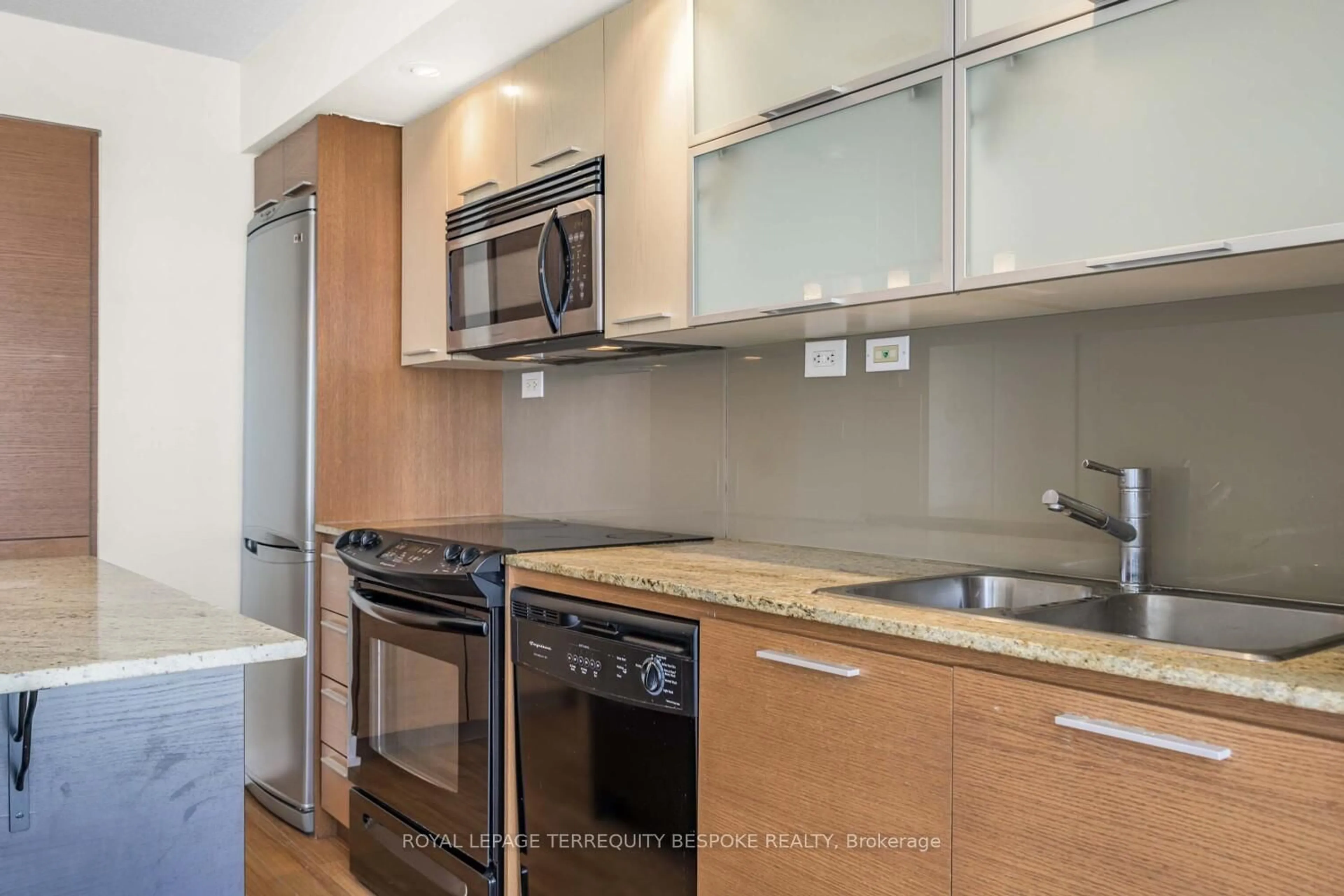 Standard kitchen, unknown for 25 Capreol Crt #2102, Toronto Ontario M5V 3Z7