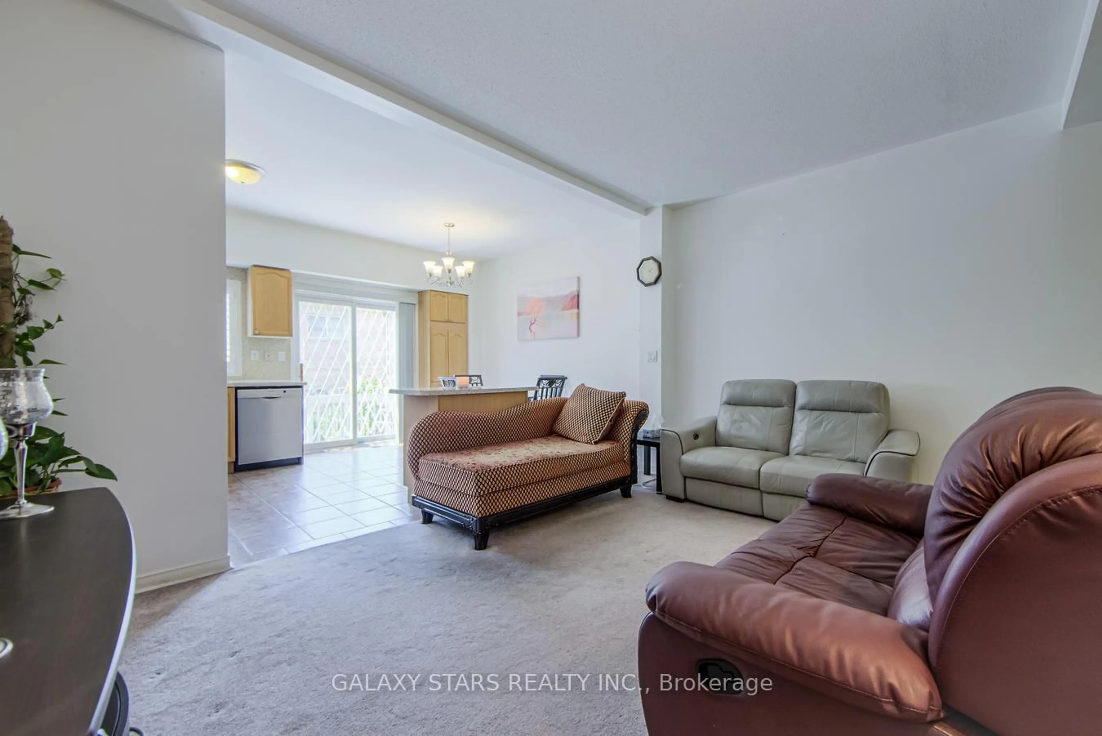 Living room with furniture, unknown for 48 Tisdale Ave, Toronto Ontario M4A 2Y3