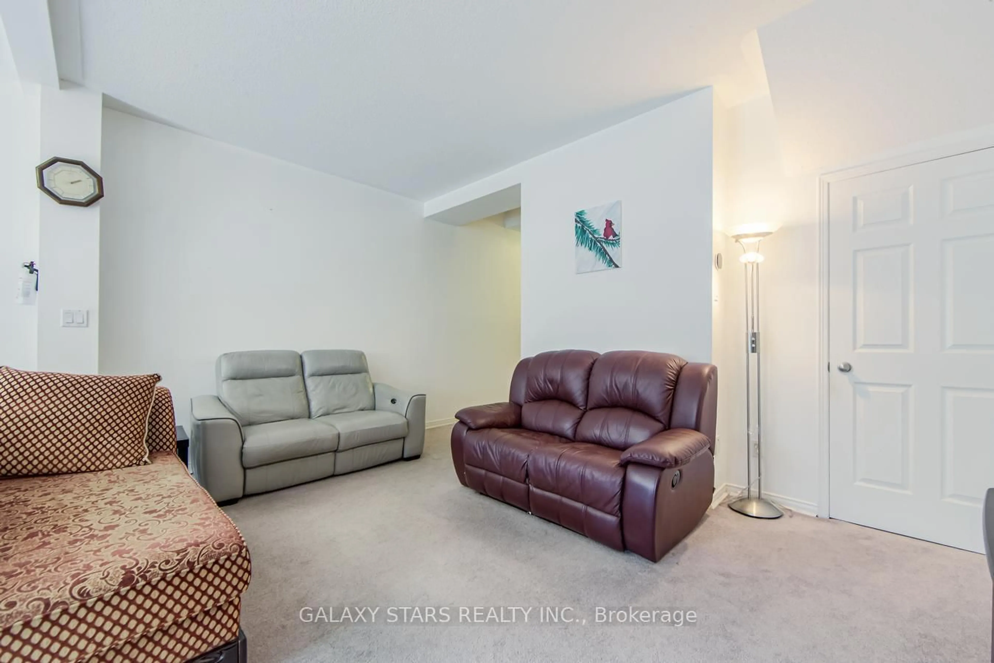 Living room with furniture, unknown for 48 Tisdale Ave, Toronto Ontario M4A 2Y3