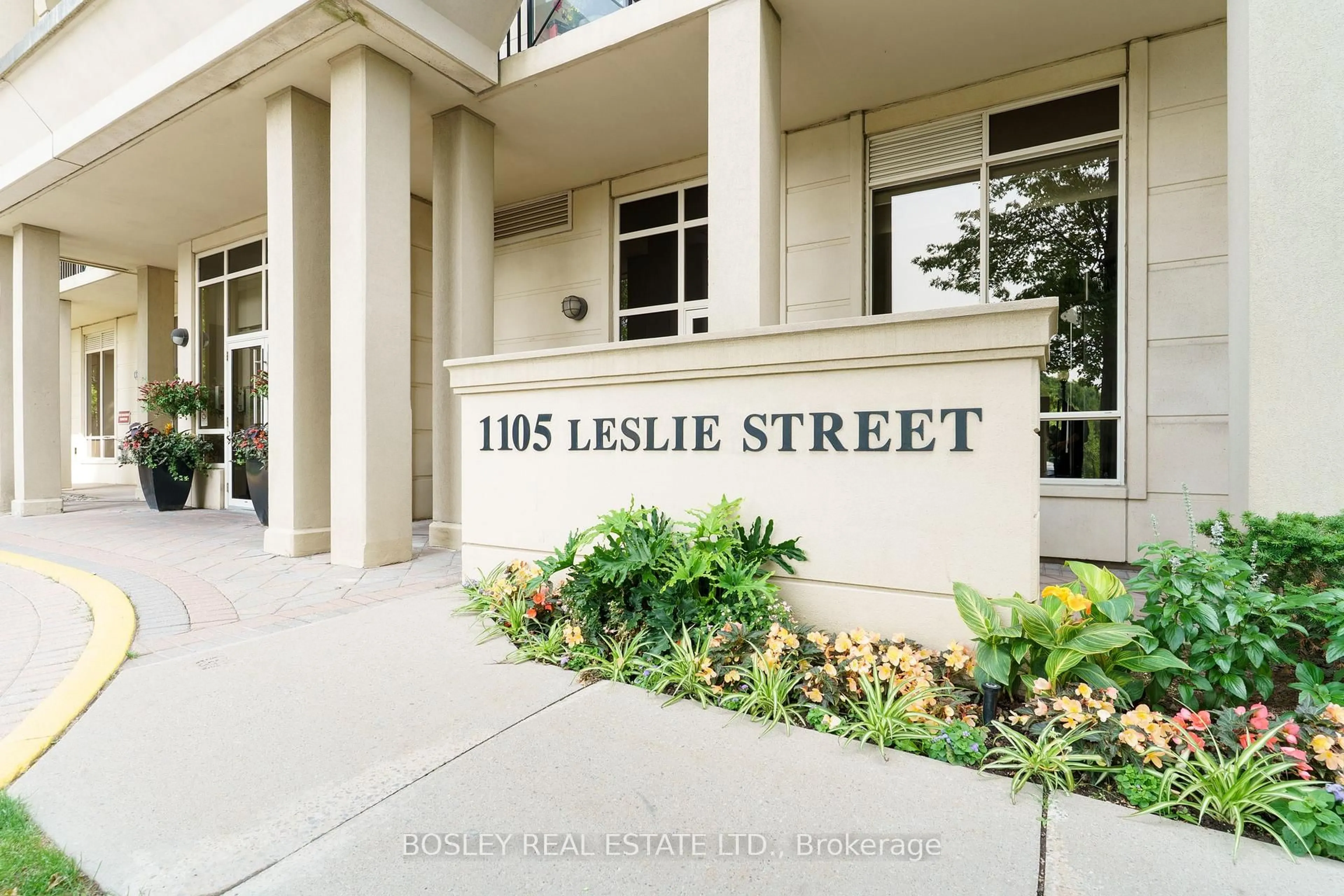 Unknown for 1105 Leslie St #801, Toronto Ontario M3C 4G9