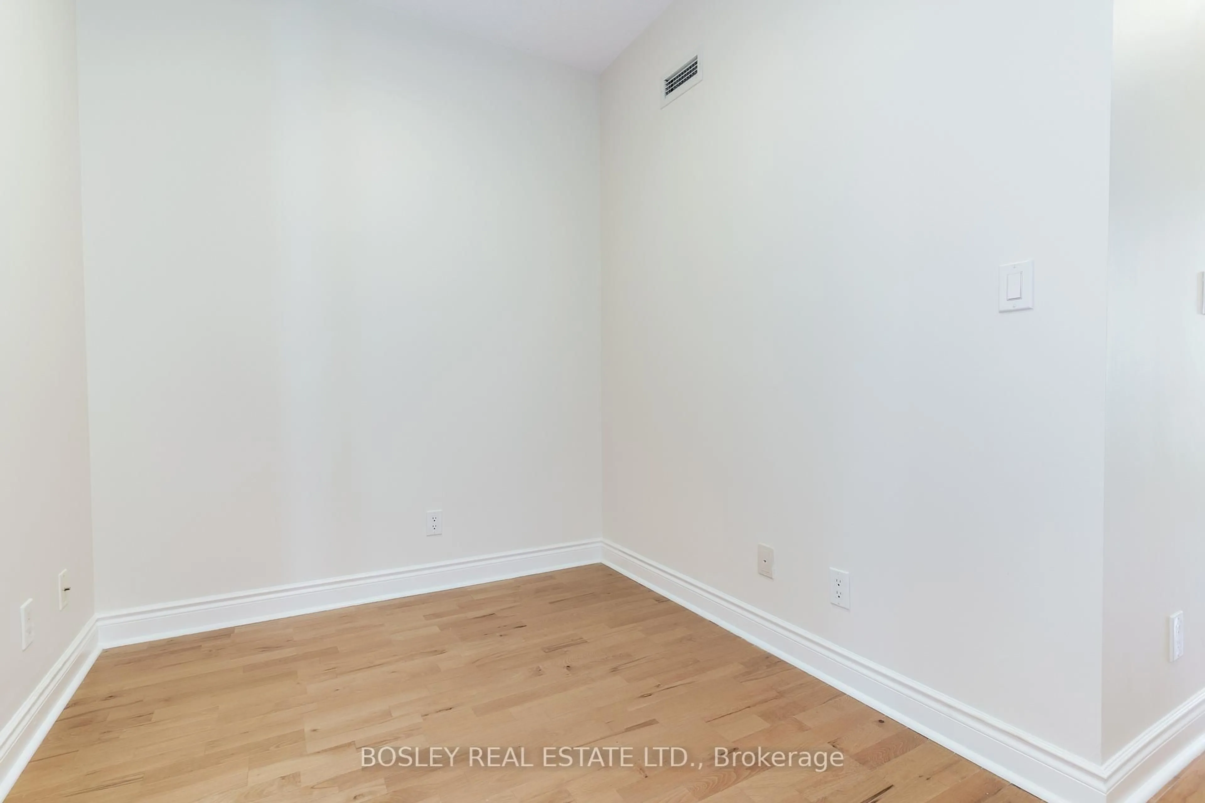A pic of a room for 1105 Leslie St #801, Toronto Ontario M3C 4G9