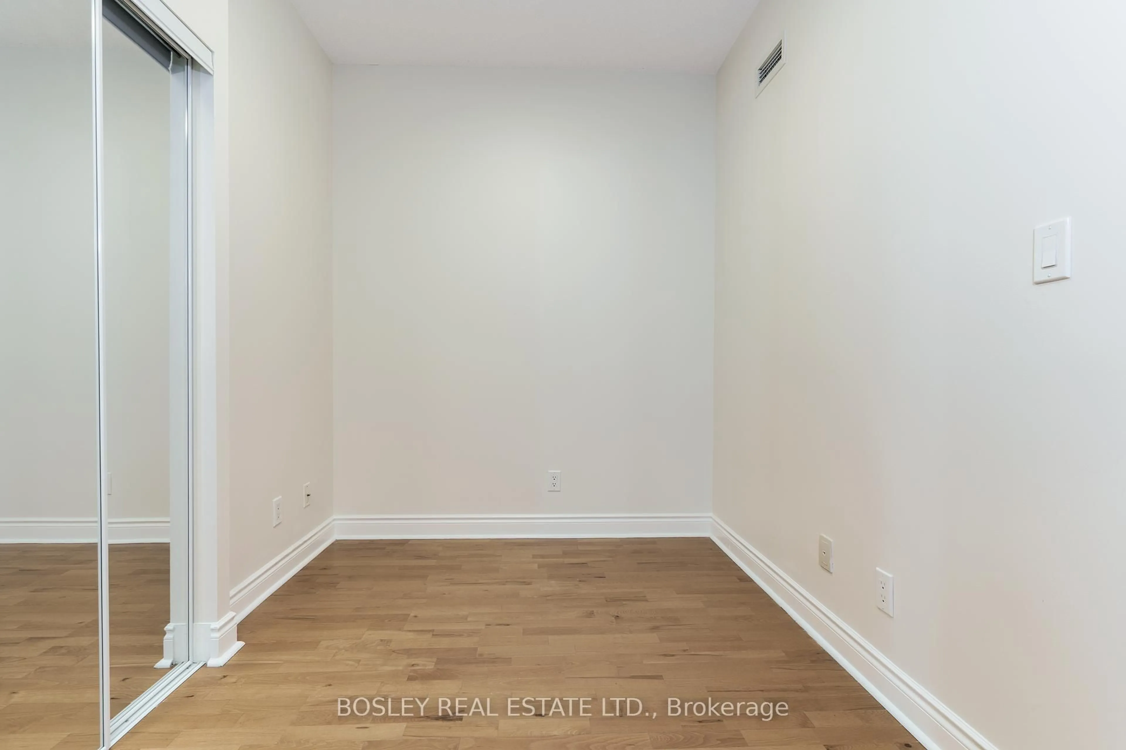 A pic of a room for 1105 Leslie St #801, Toronto Ontario M3C 4G9