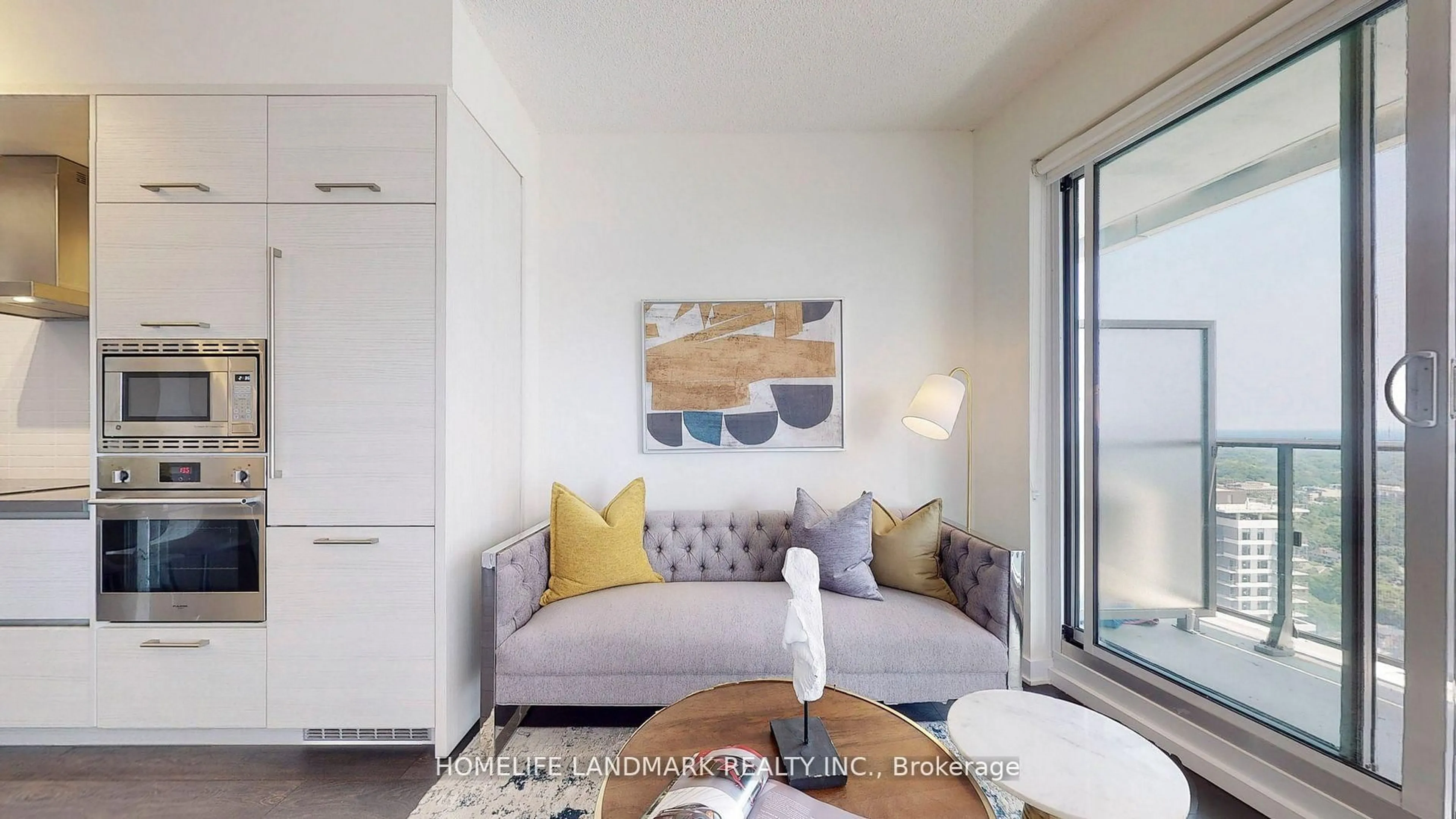 Living room with furniture, unknown for 2221 Yonge St #3304, Toronto Ontario M4S 2B4