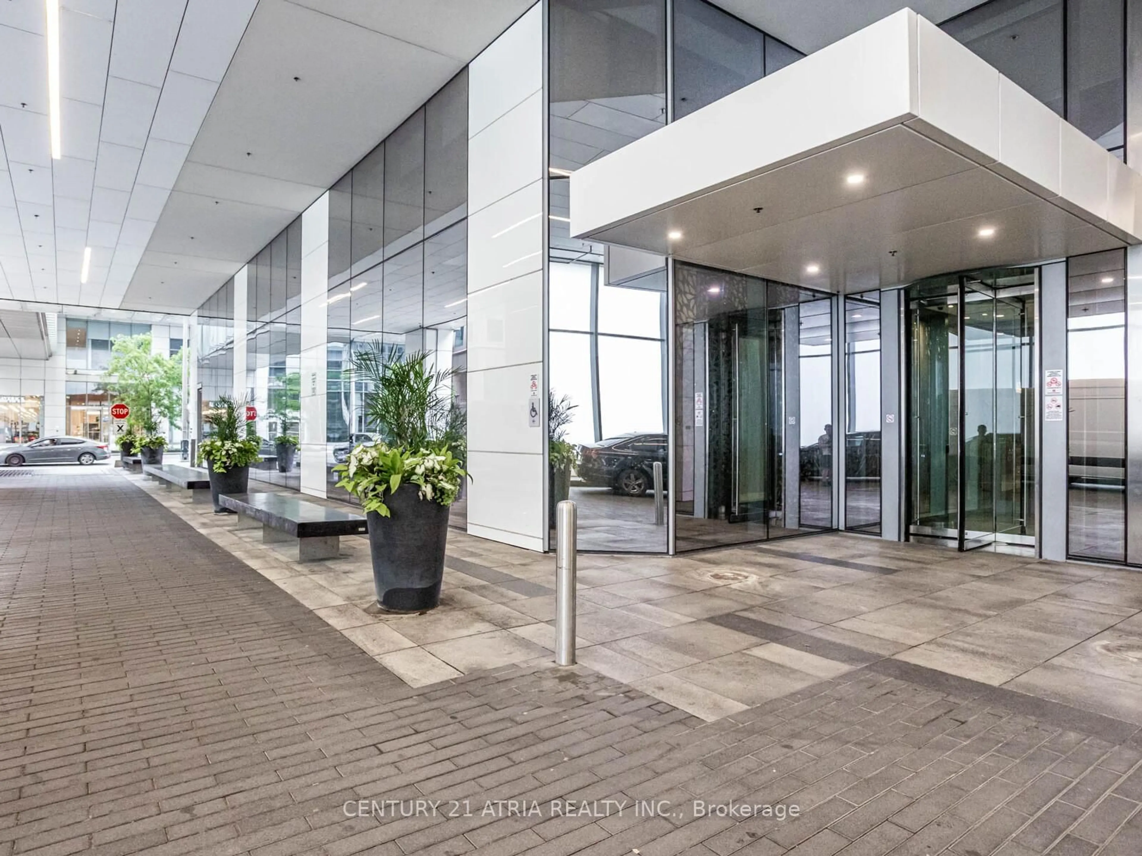 Indoor foyer for 88 Harbour St #1704, Toronto Ontario M5J 0C3