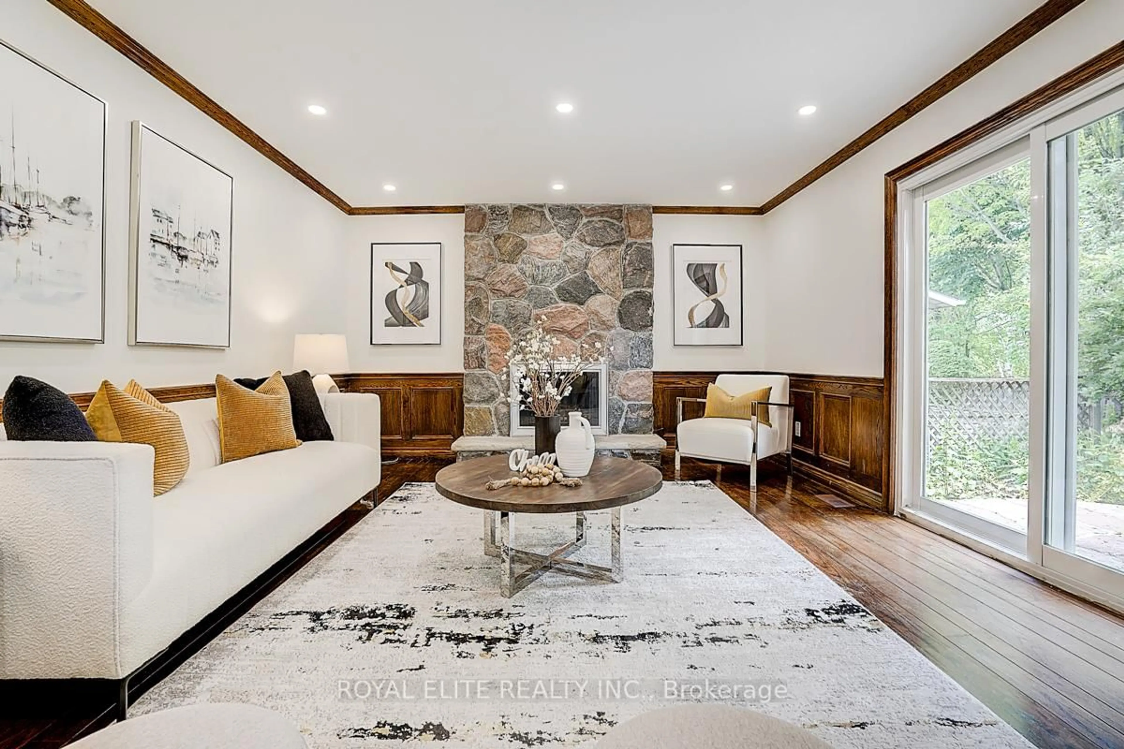 Living room with furniture, unknown for 11 Abbeywood Tr, Toronto Ontario M3B 3B4