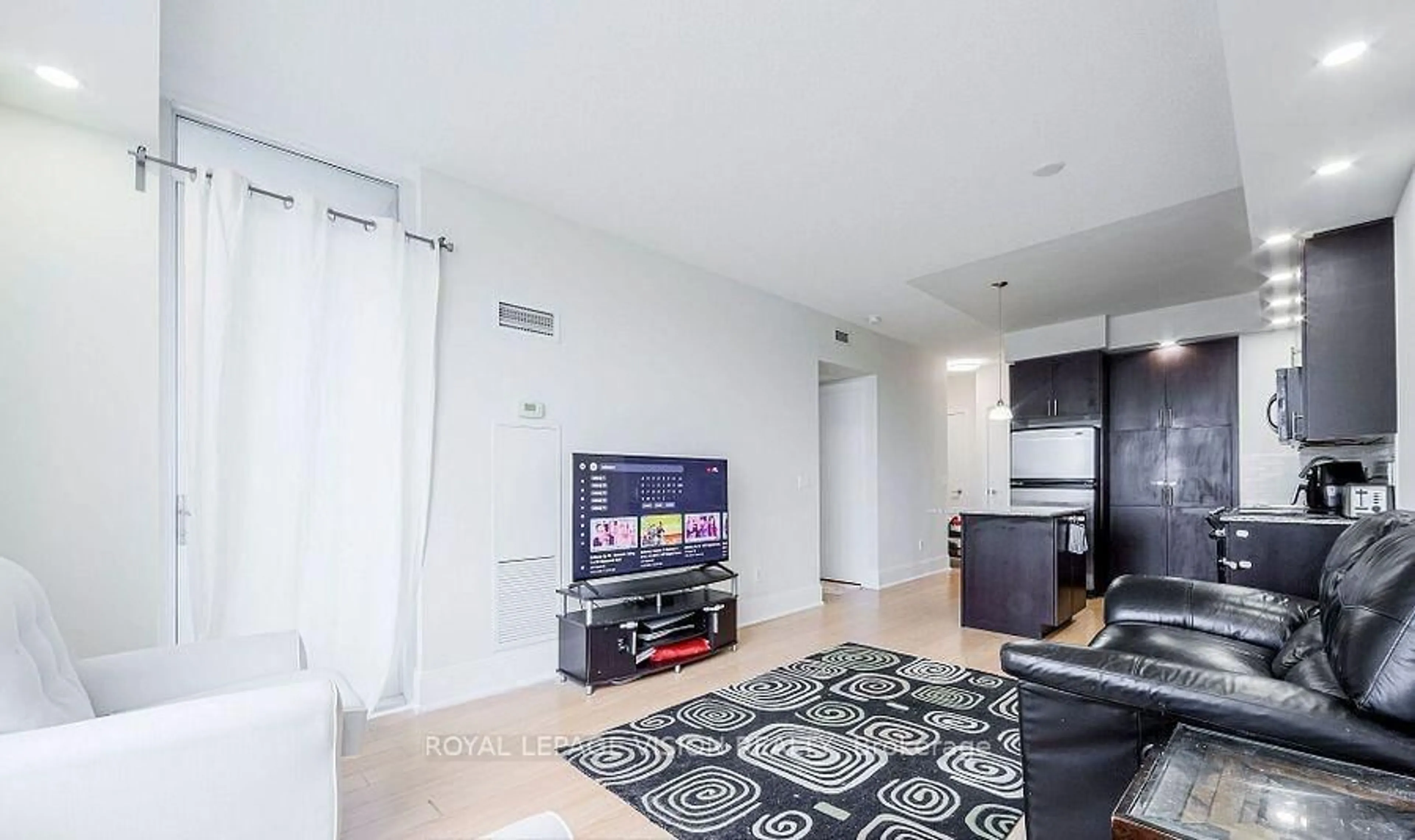 Unknown for 181 Wynford Dr #1906, Toronto Ontario M3C 0C6