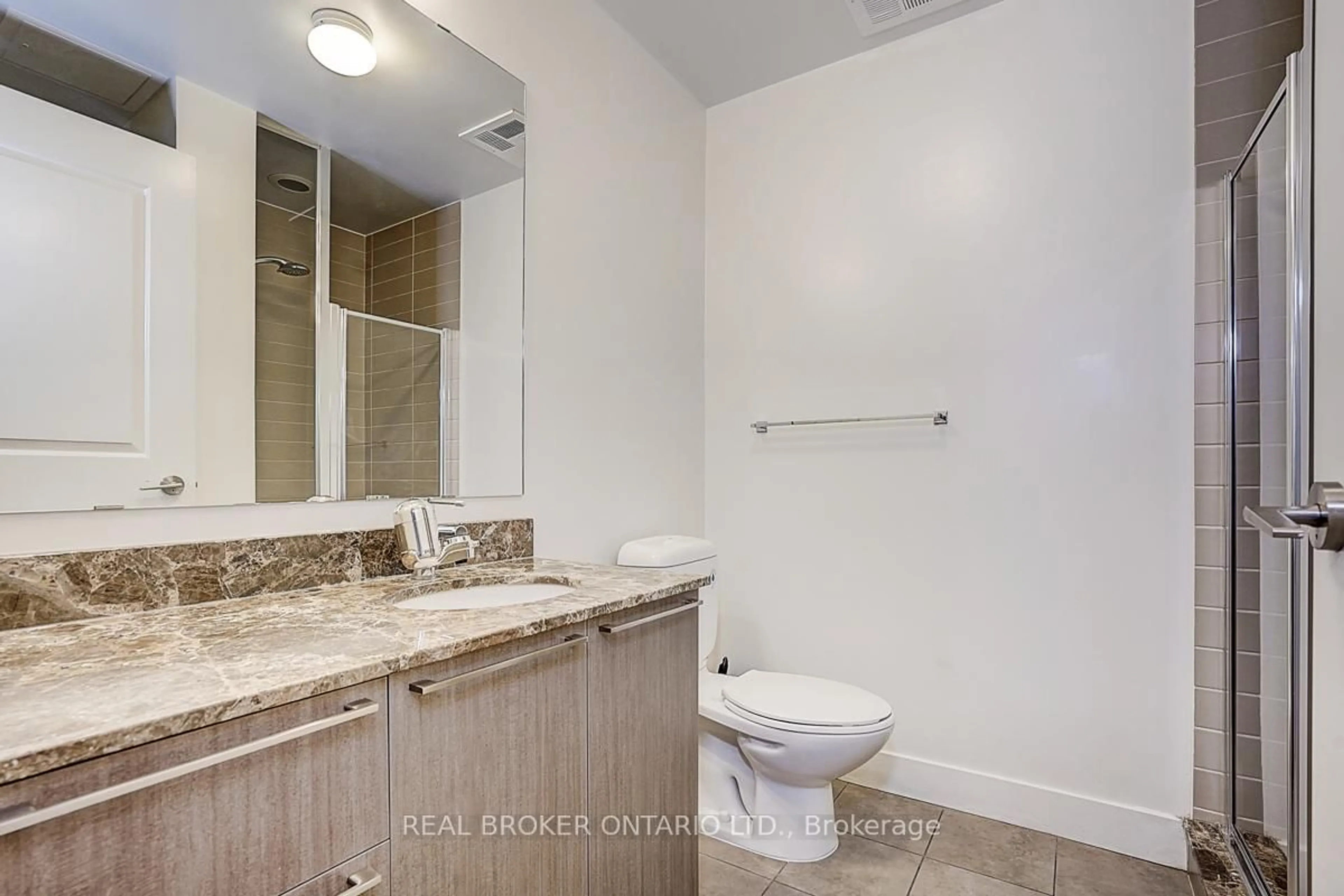 Standard bathroom, ceramic/tile floor for 23 Sheppard Ave #2104, Toronto Ontario M2N 0C8
