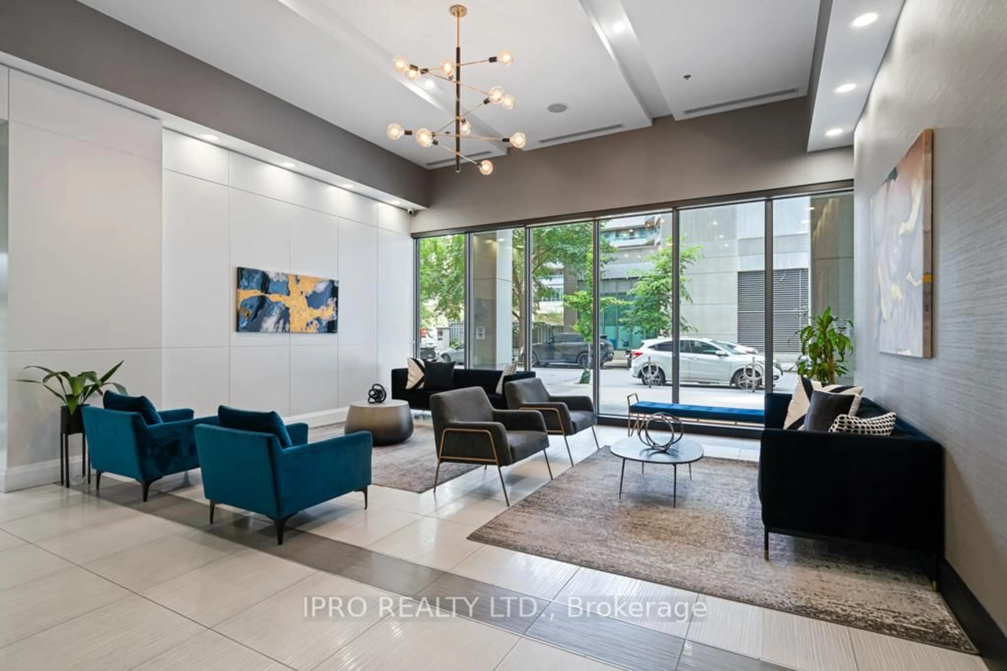 Lobby for 19 Grand Trunk Cres #506, Toronto Ontario M5J 3A3