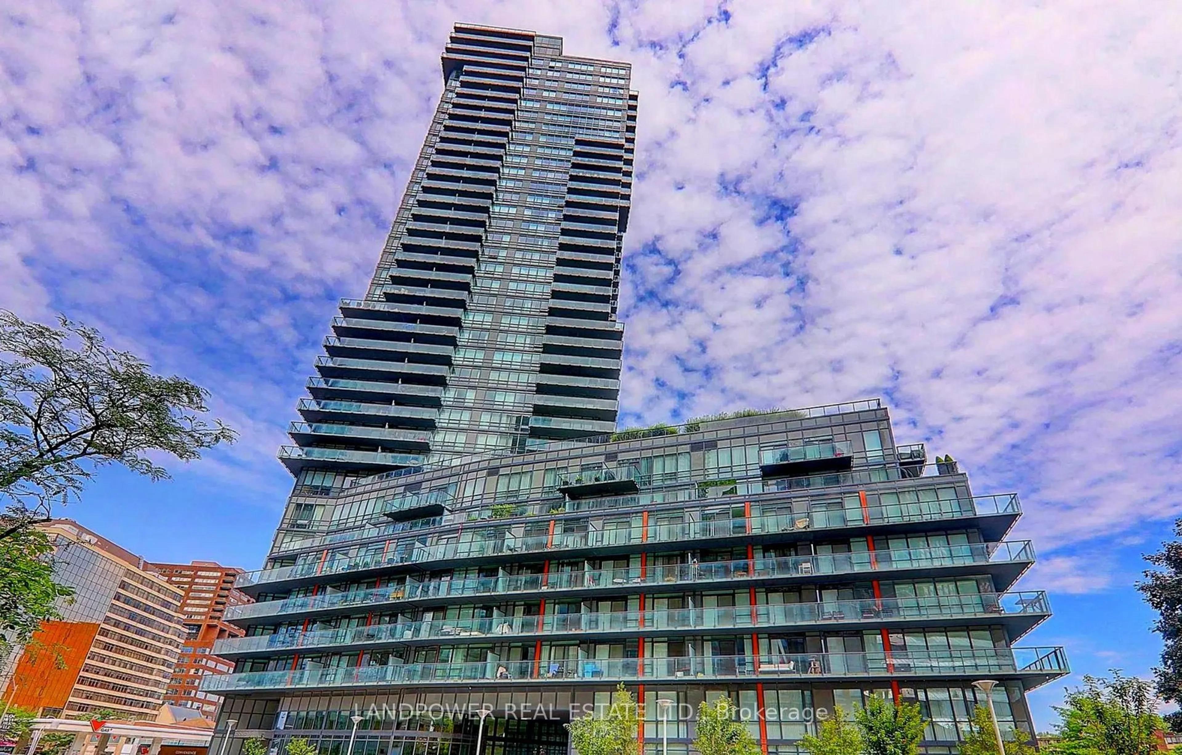 Unknown for 825 Church St #1801, Toronto Ontario M4W 3Z4