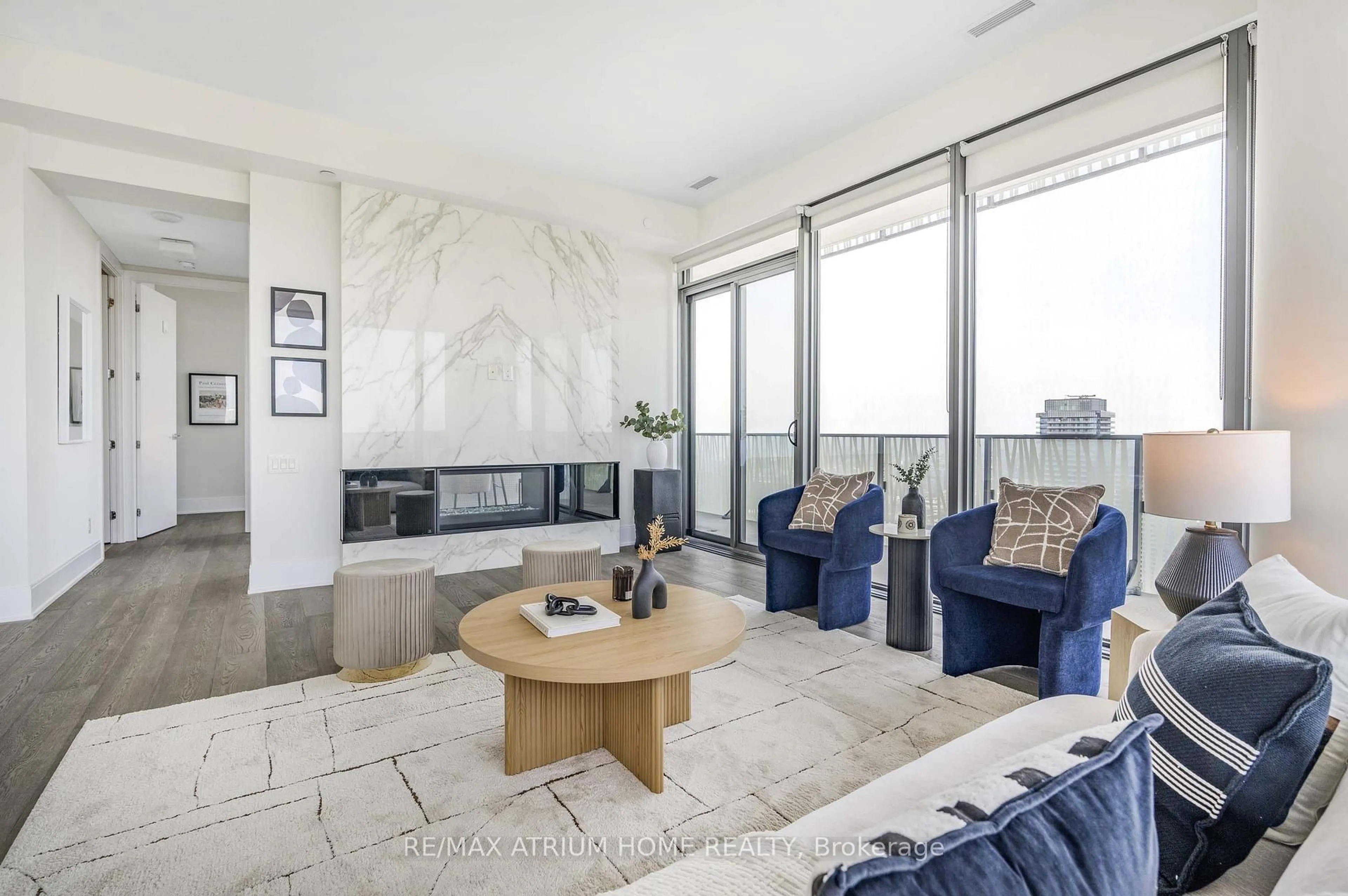Living room with furniture, unknown for 42 Charles St #PH 5305, Toronto Ontario M4Y 1T4