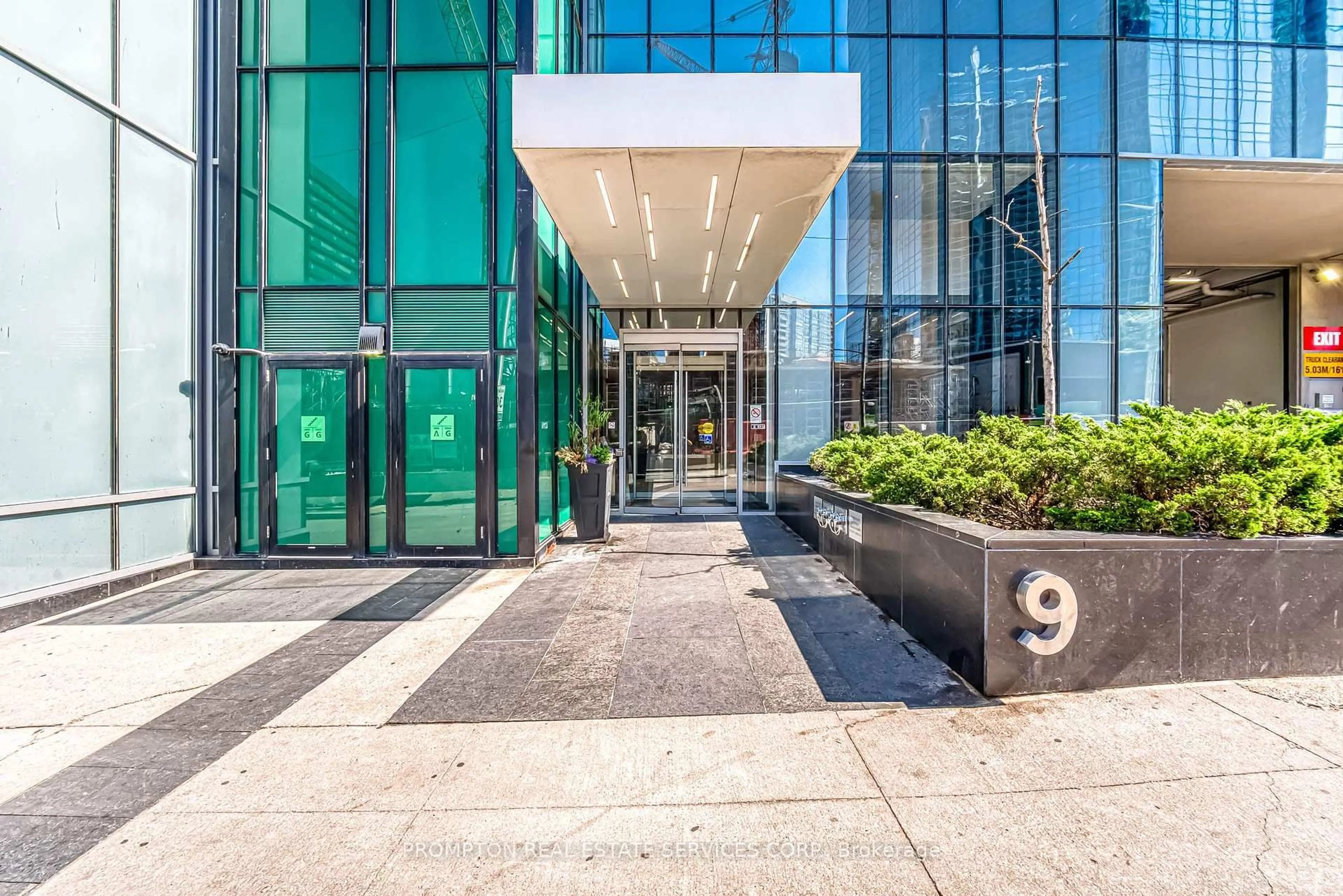 Indoor foyer for 11 Bogert Ave #3309, Toronto Ontario M2N 1K4