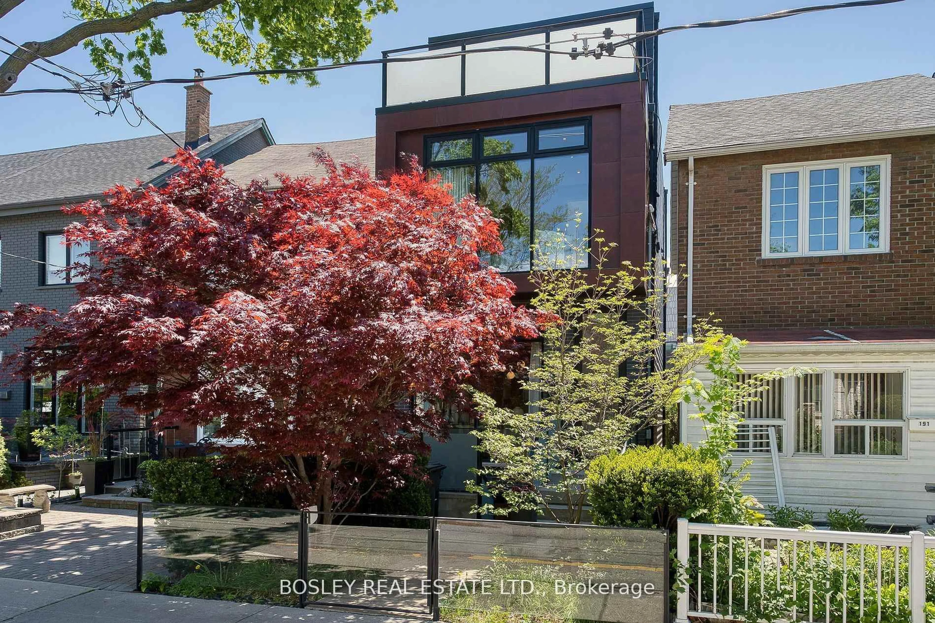 Home with brick exterior material, street for 189 Argyle St, Toronto Ontario M6J 1P5