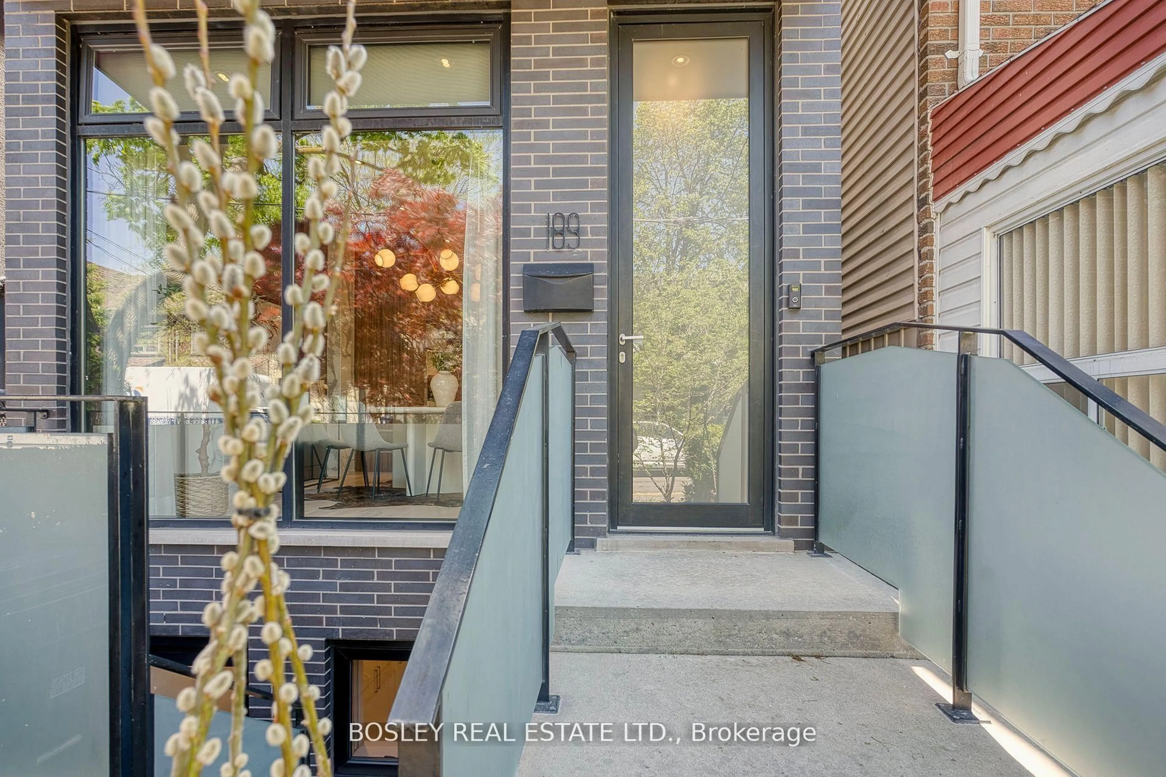 Unknown for 189 Argyle St, Toronto Ontario M6J 1P5