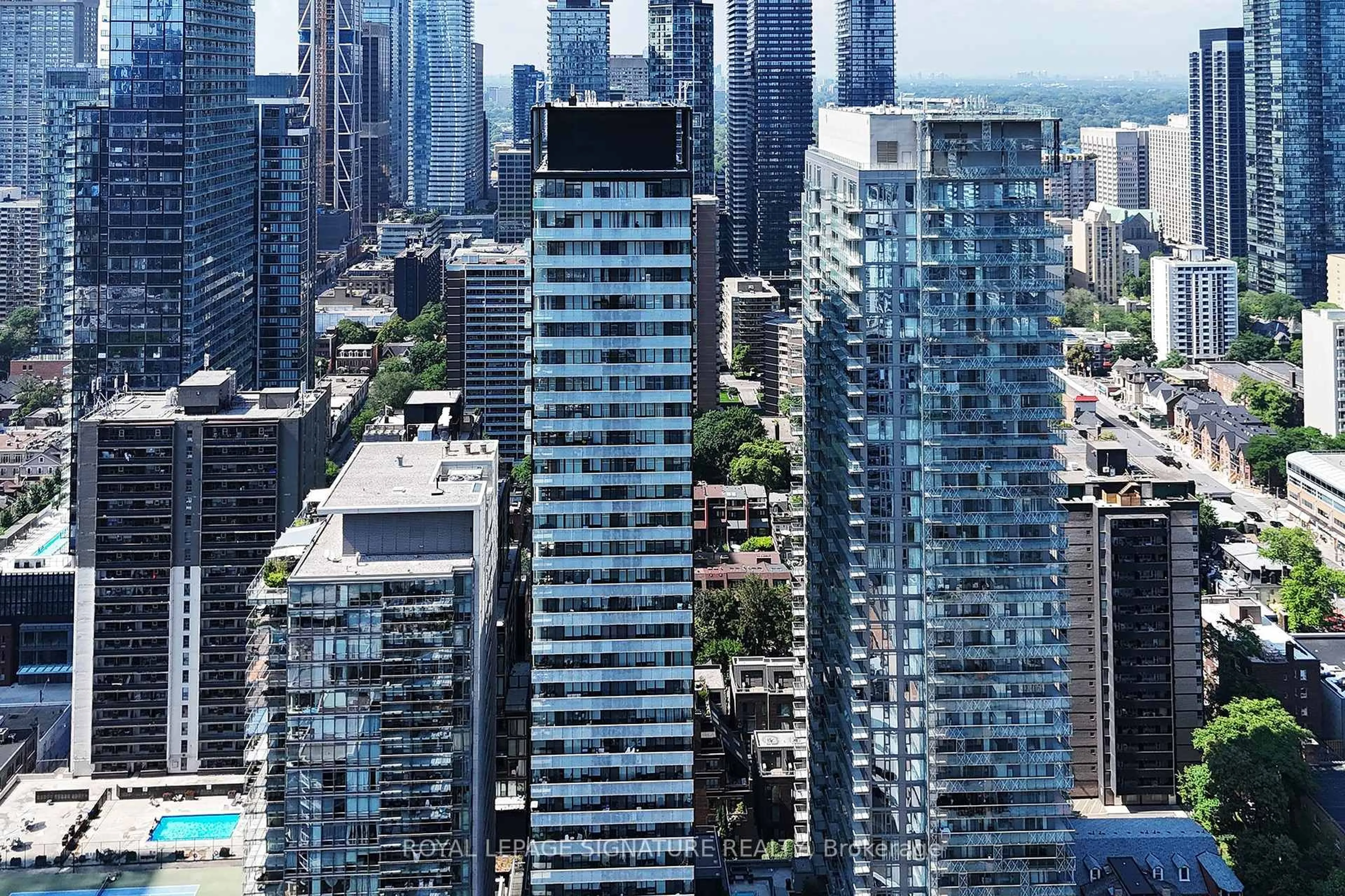 Unknown for 28 Wellesley St #304, Toronto Ontario M4Y 0C4