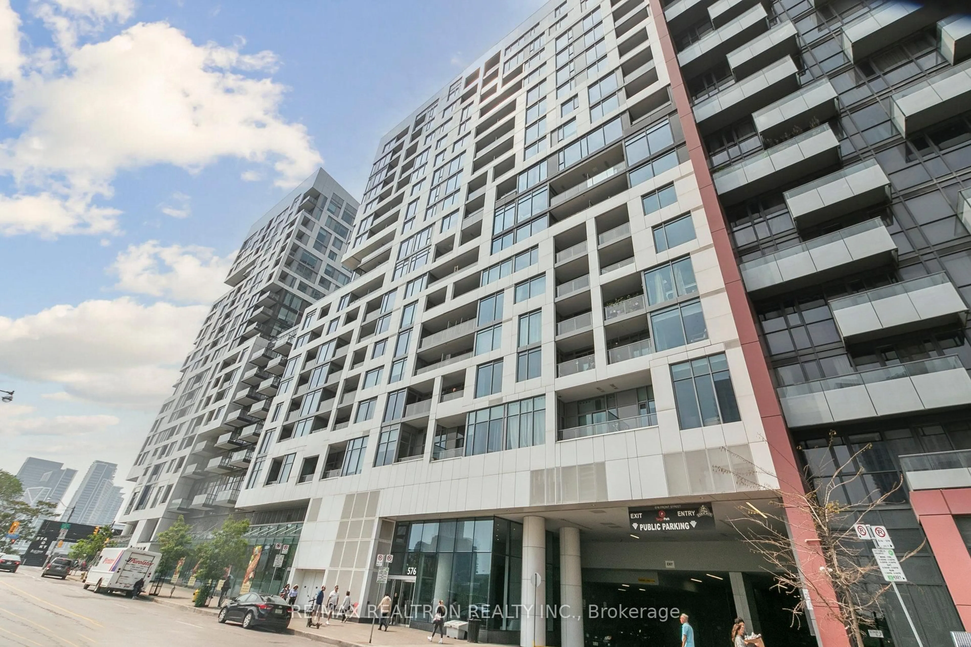 Unknown for 576 Front St #318E, Toronto Ontario M5V 1C1