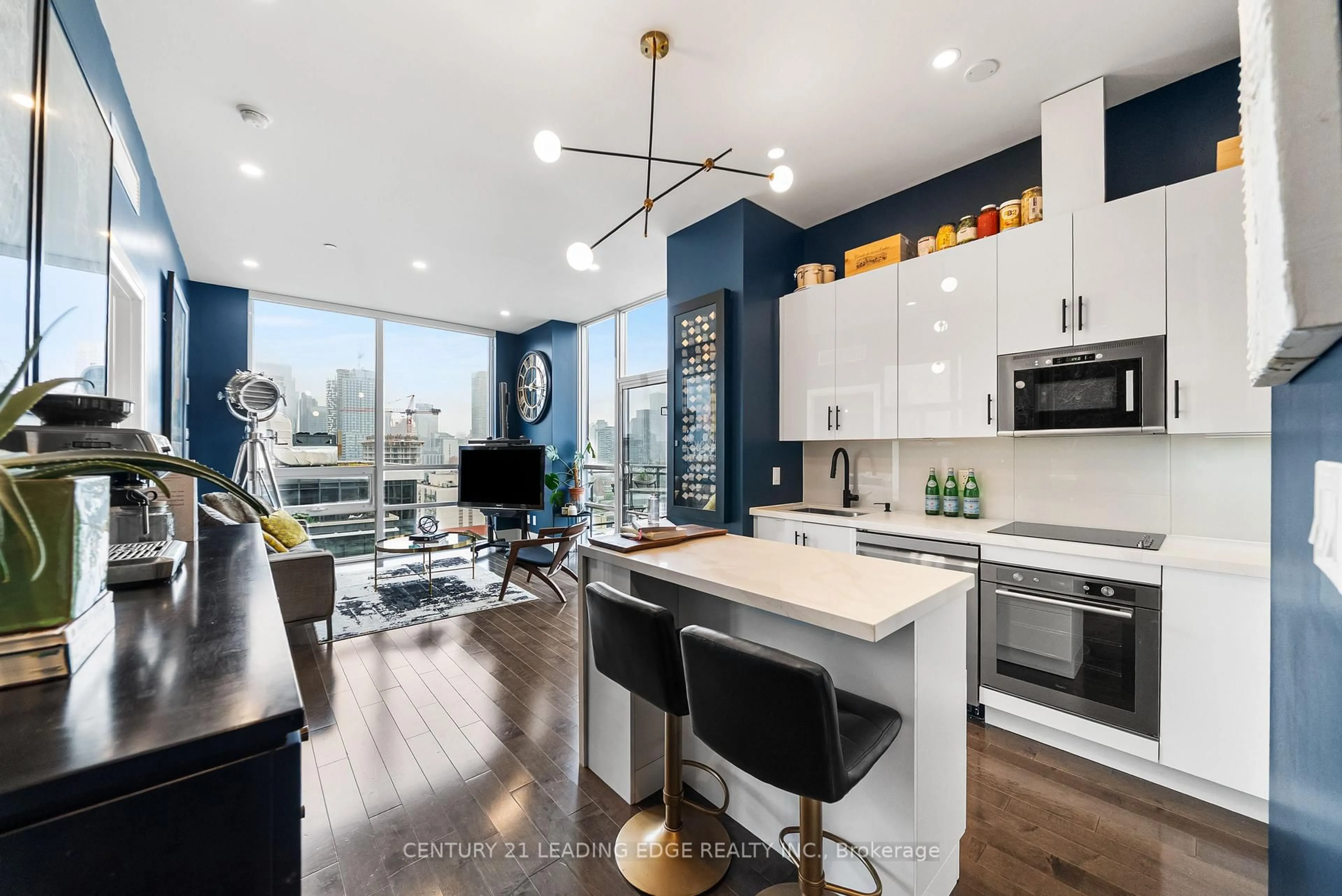 Open concept kitchen, unknown for 460 Adelaide St #Ph203, Toronto Ontario M5A 0E7