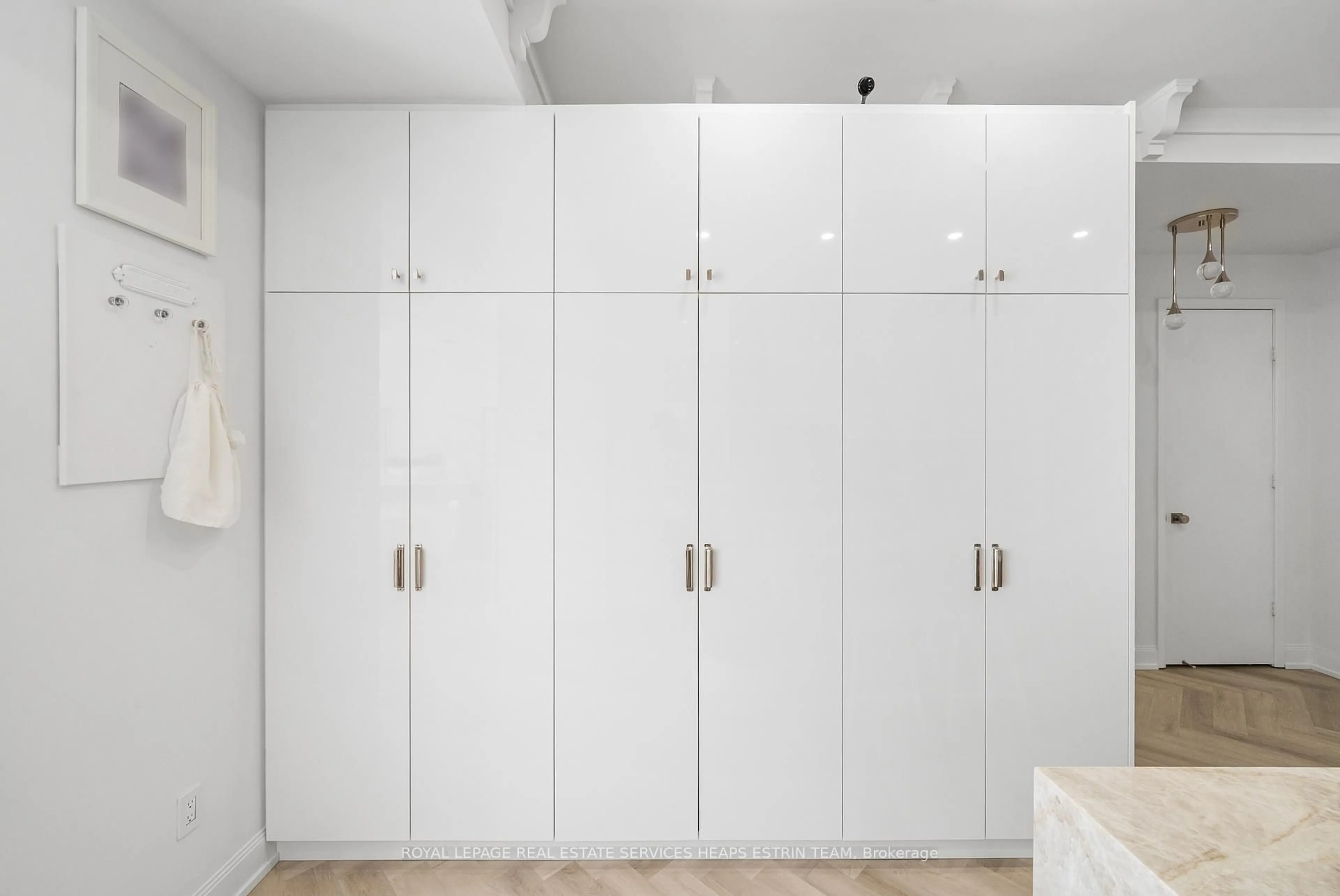 Storage room or clothes room or walk-in closet for 2181 Yonge St #409, Toronto Ontario M4S 3H7