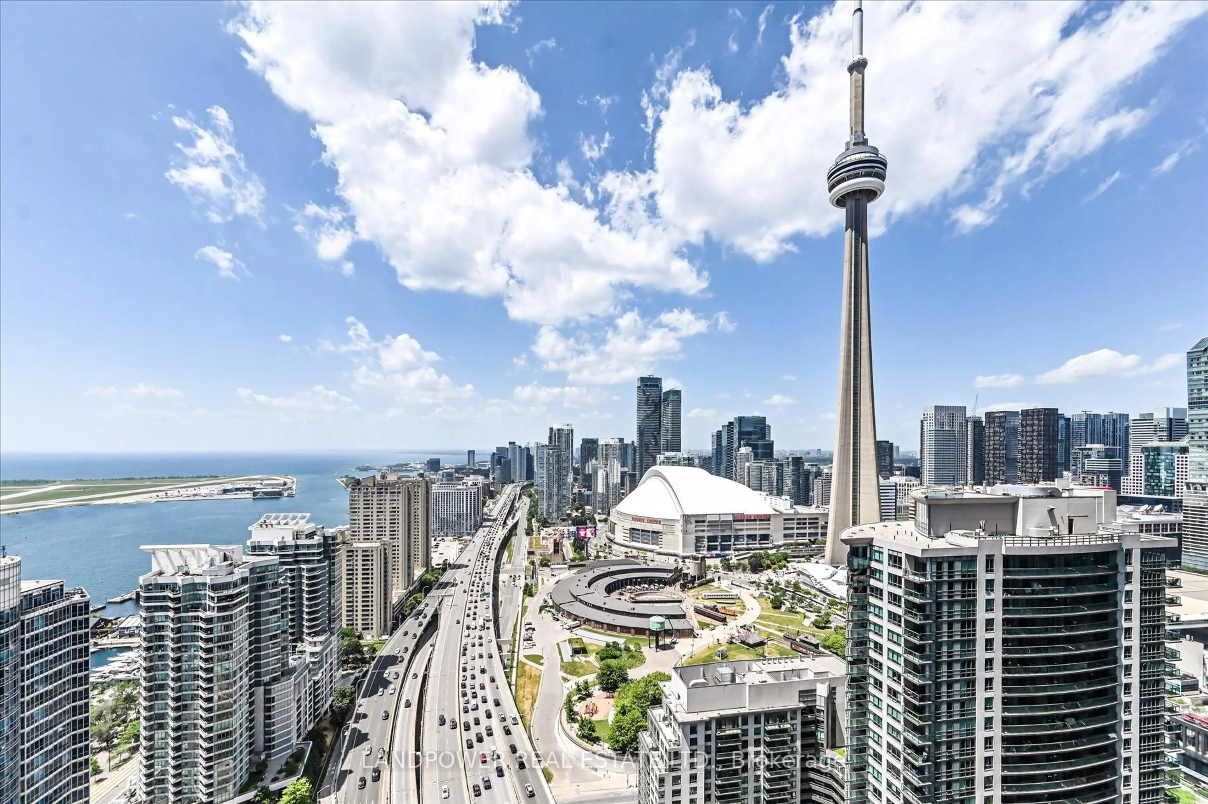 Unknown for 10 York St #3810, Toronto Ontario M5J 2L9