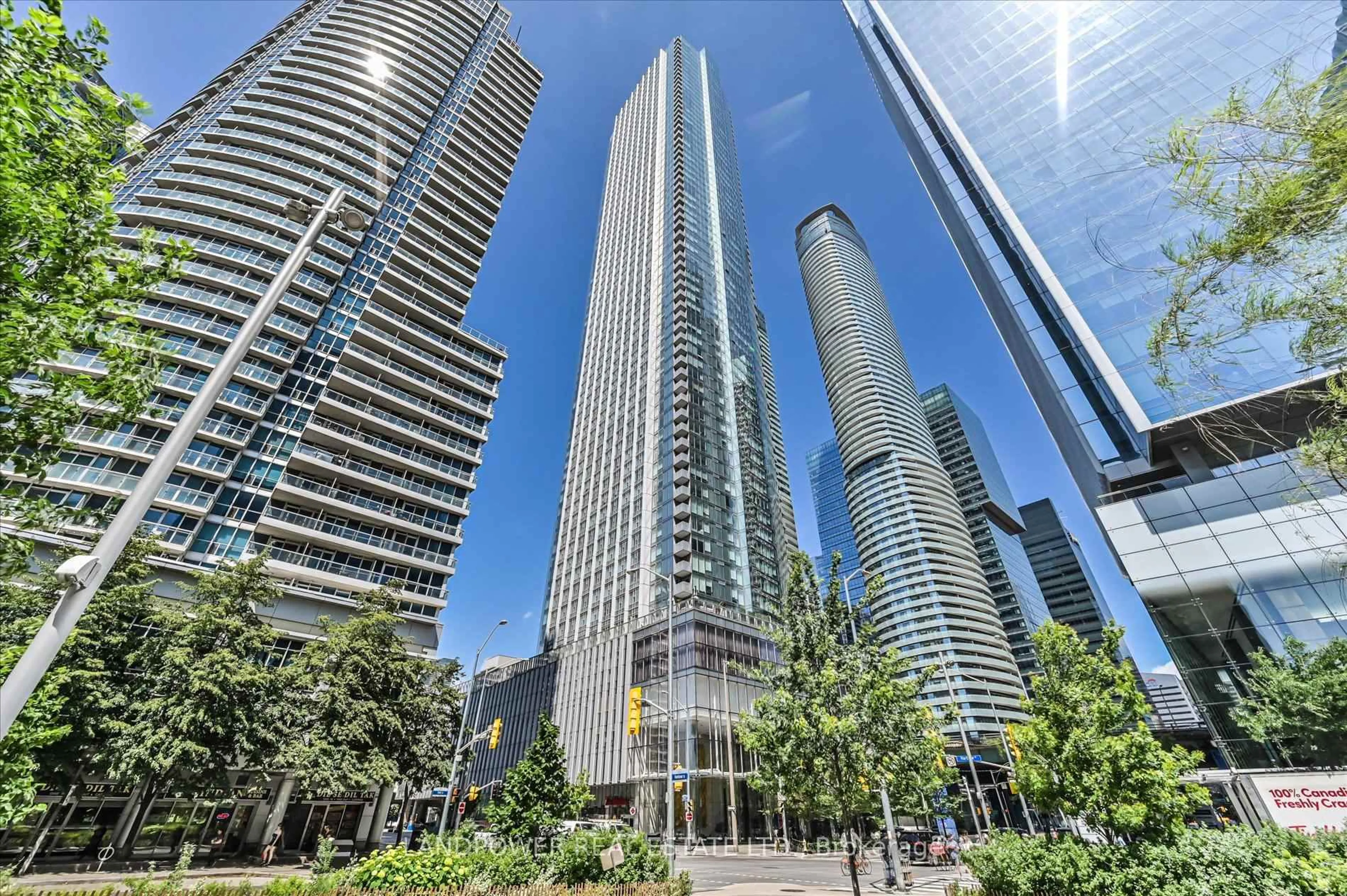 Unknown for 10 York St #3810, Toronto Ontario M5J 2L9