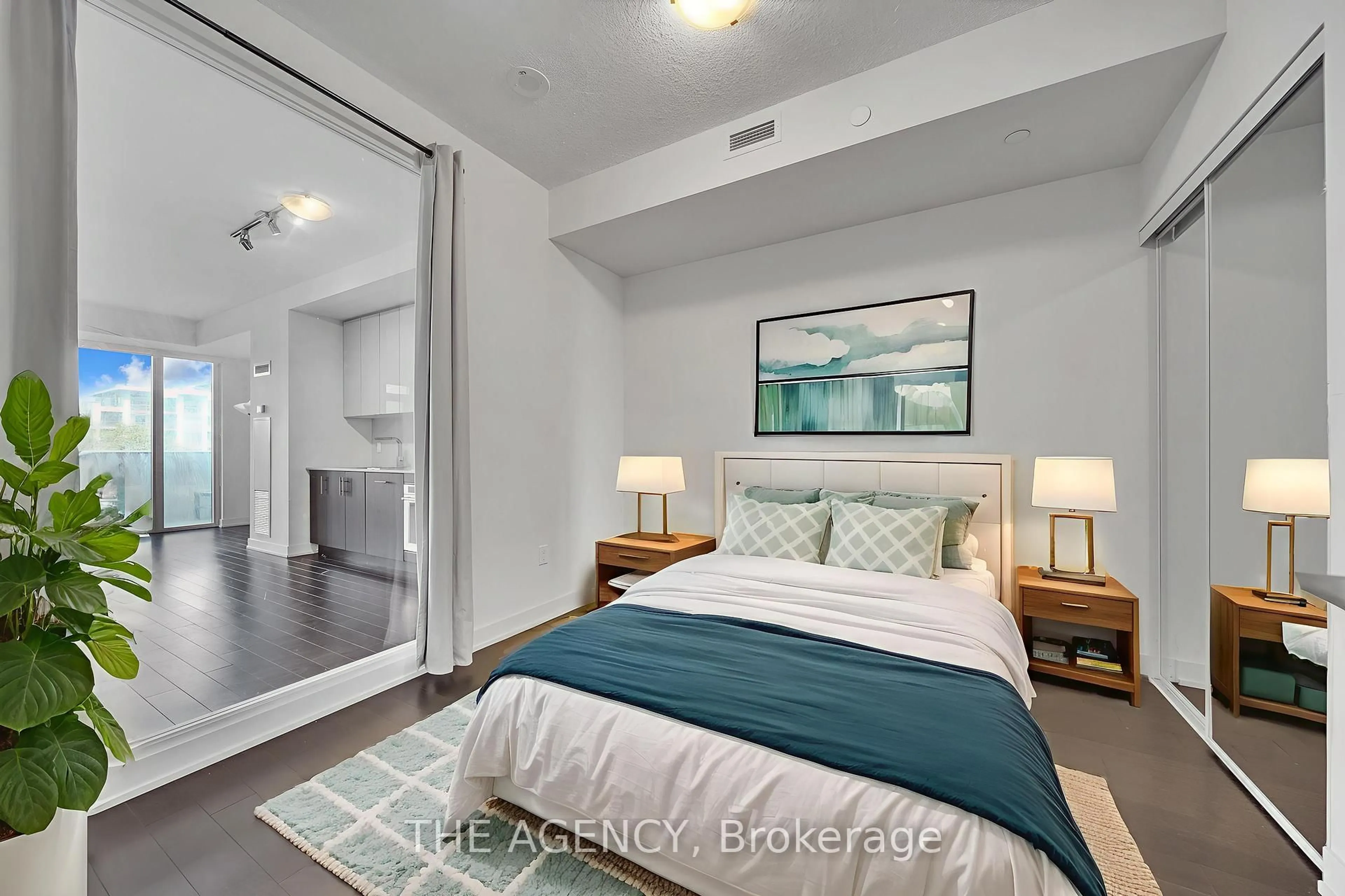 Bedroom with bed, unknown for 330 Richmond St #508, Toronto Ontario M5V 0M4