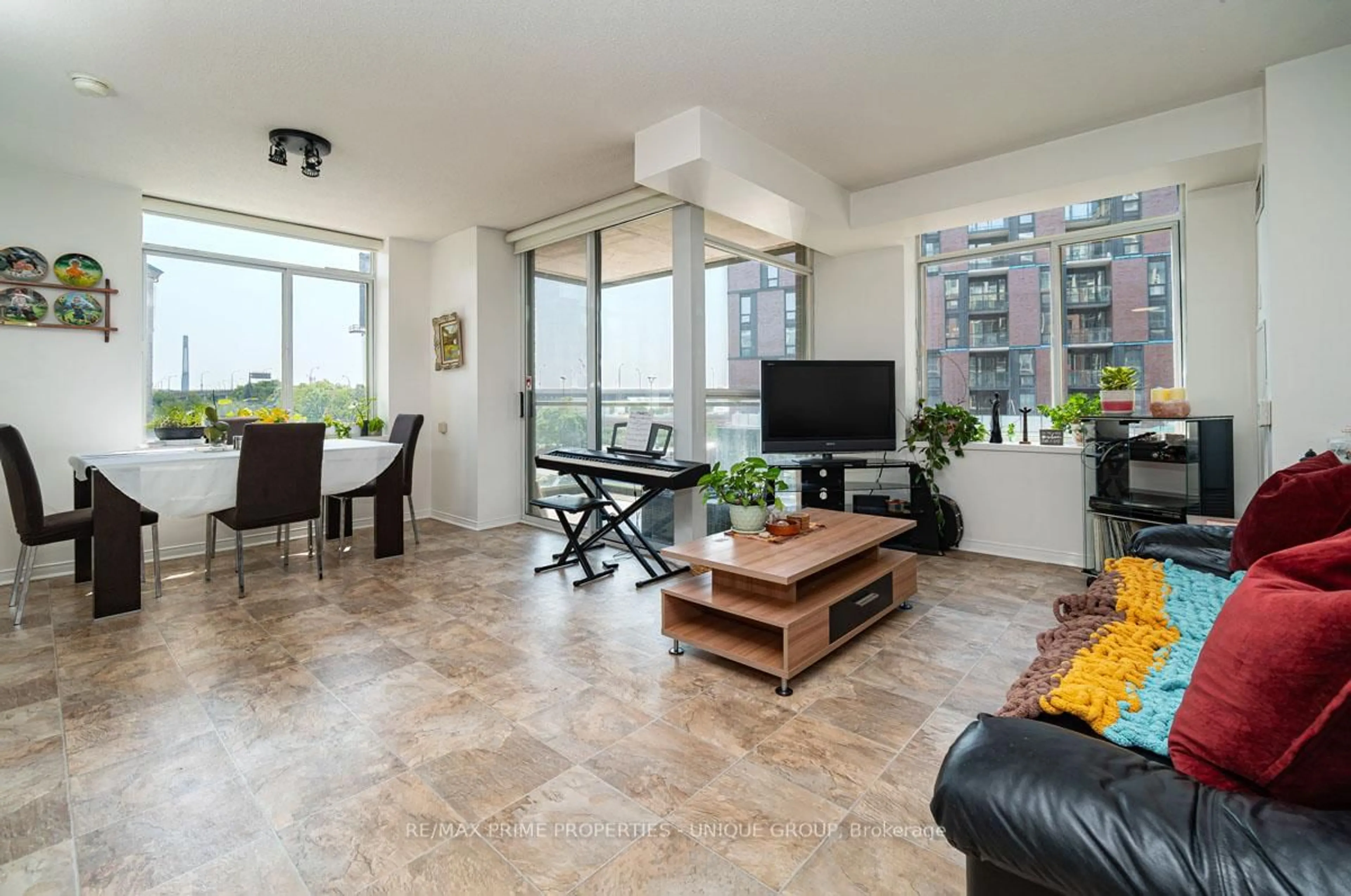 Living room with furniture, unknown for 39 Parliament St #314, Toronto Ontario M5A 4R2