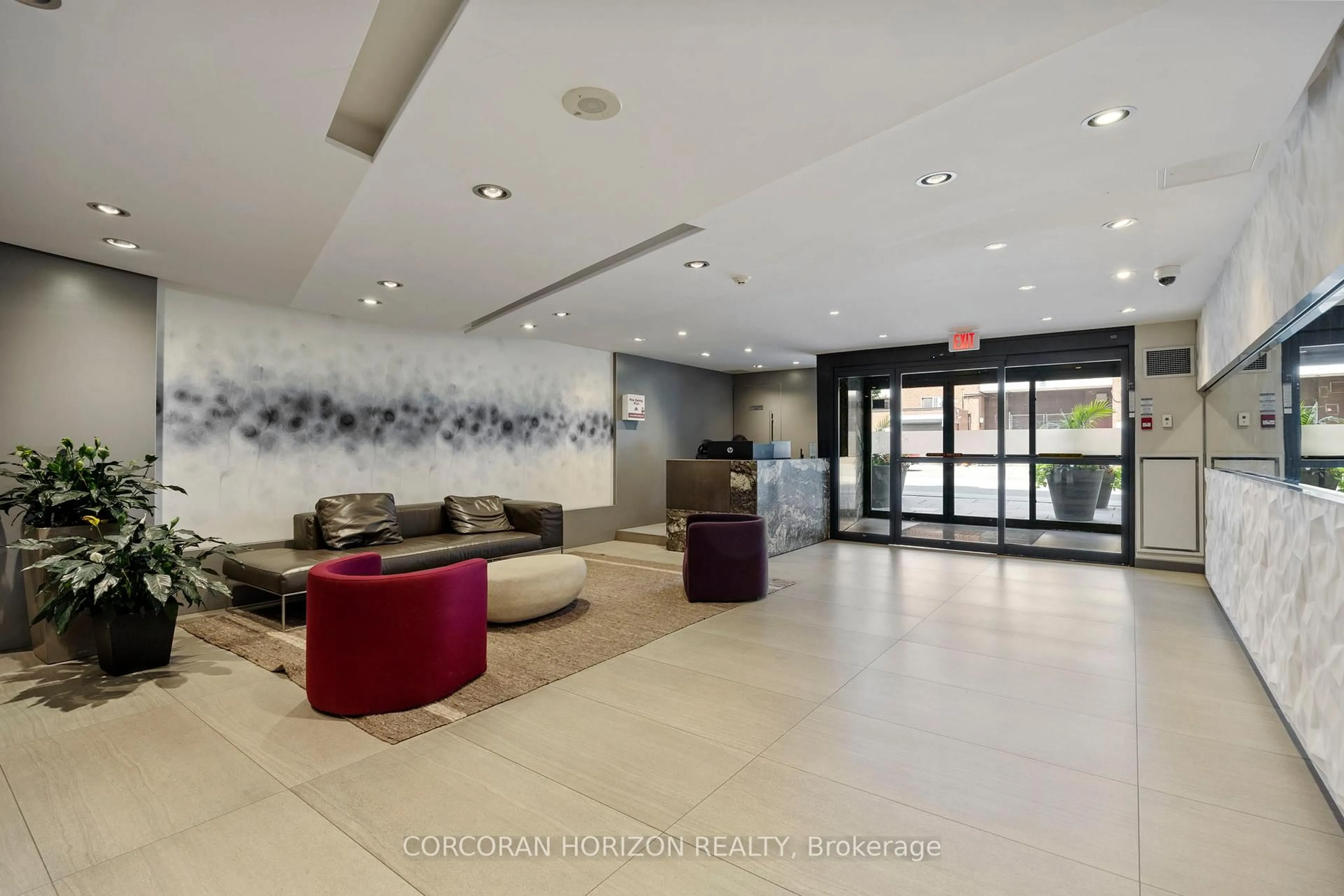 Lobby for 3 McAlpine St #312, Toronto Ontario M5R 3T5