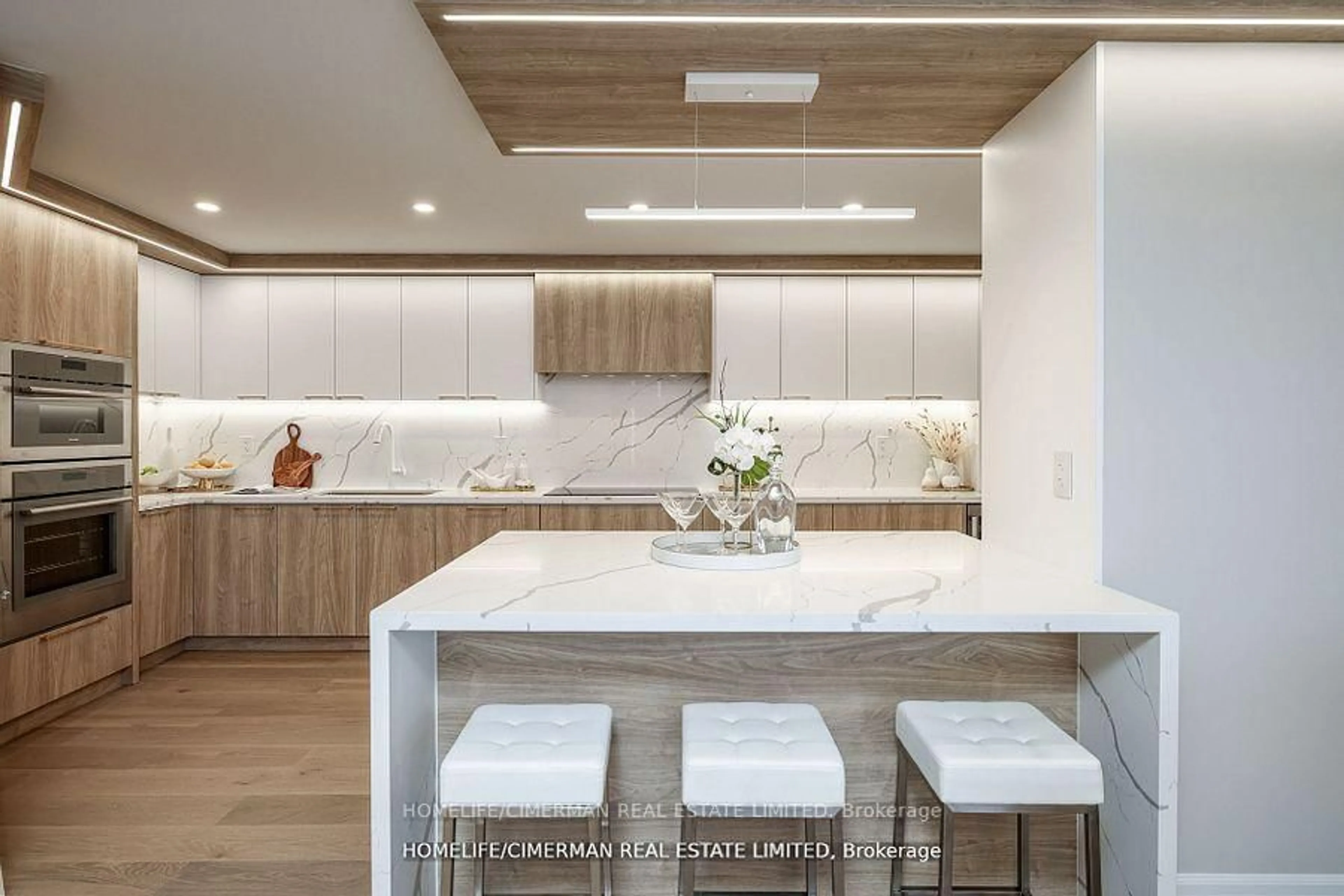 Contemporary kitchen, unknown for 240 Heath St #1002, Toronto Ontario M5P 3L5