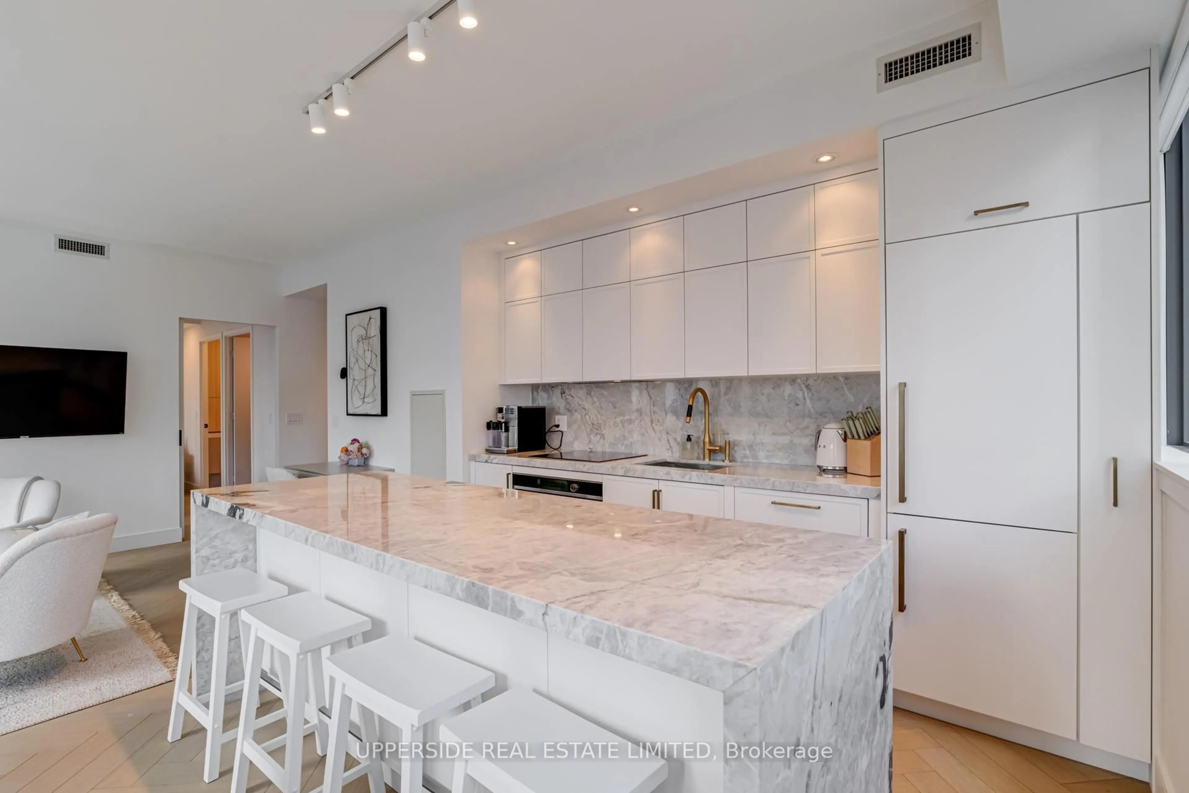 Contemporary kitchen, ceramic/tile floor for 8 Charlotte St #1103, Toronto Ontario M5V 0K4
