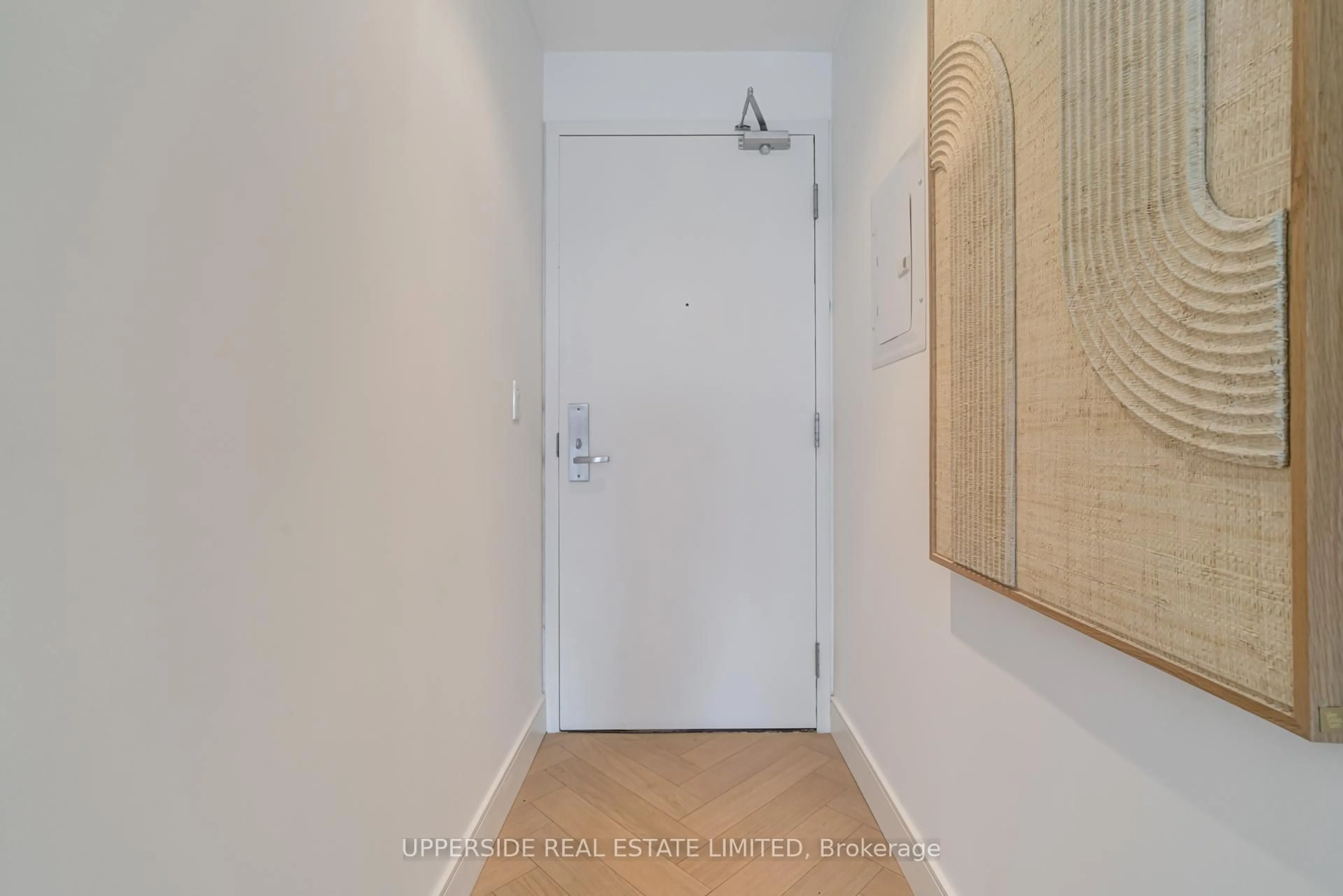Indoor entryway for 8 Charlotte St #1103, Toronto Ontario M5V 0K4
