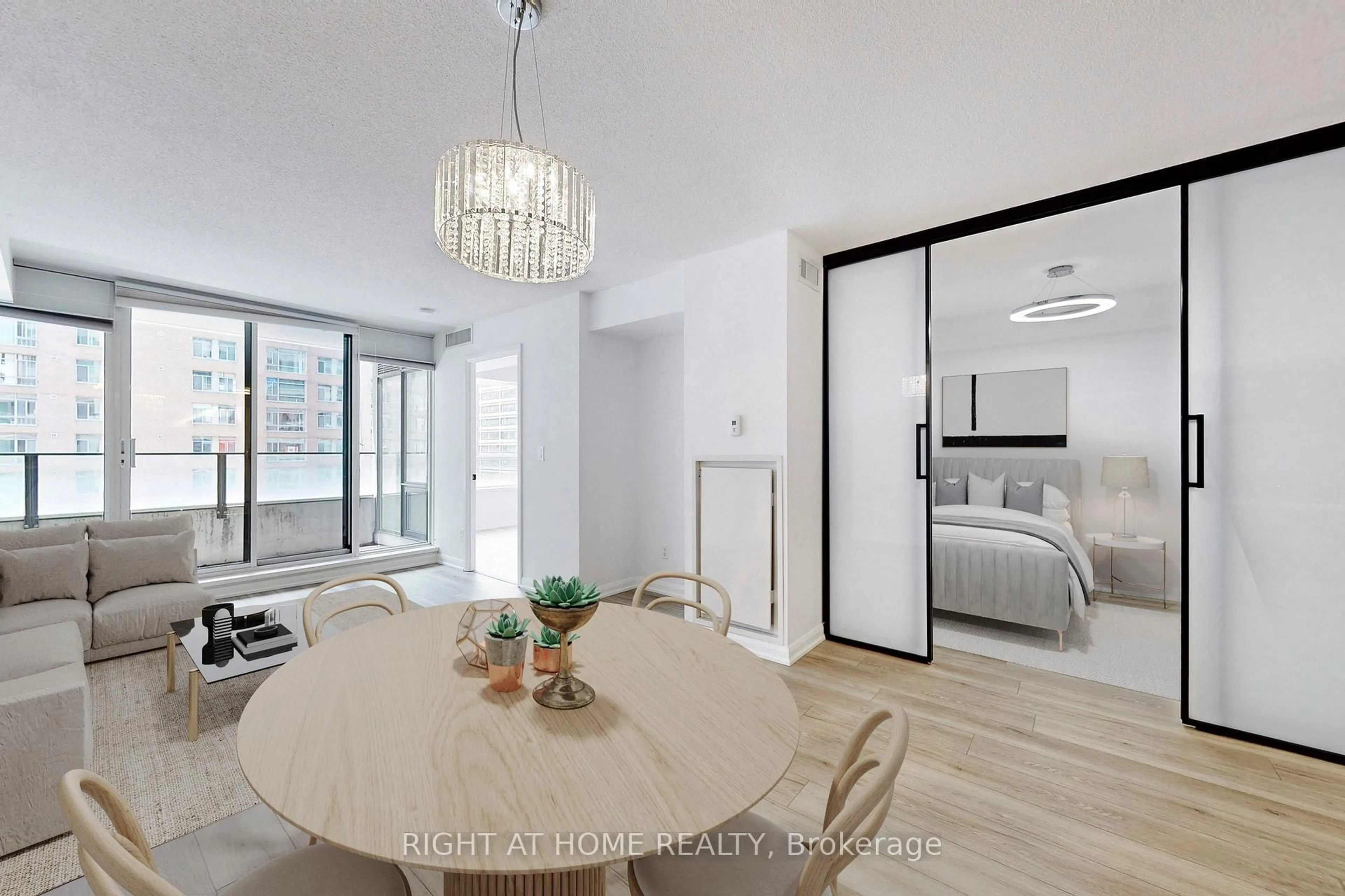 A pic of a room for 111 Elizabeth St #818, Toronto Ontario M5G 1P7